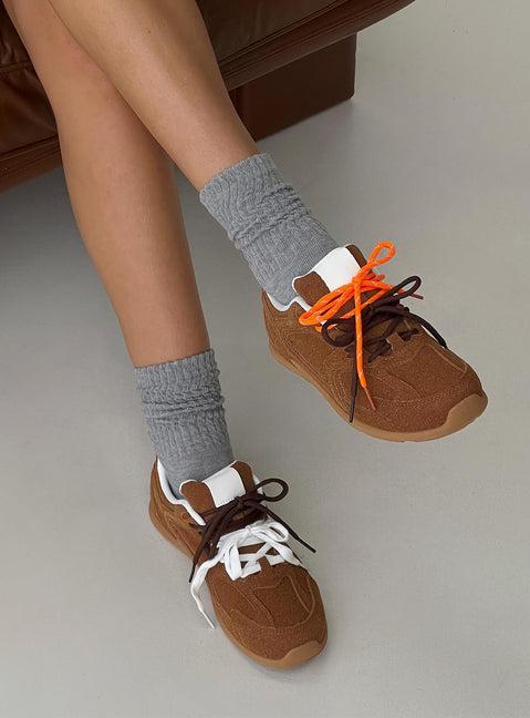 Extra Mile Sneakers Brown Product Image