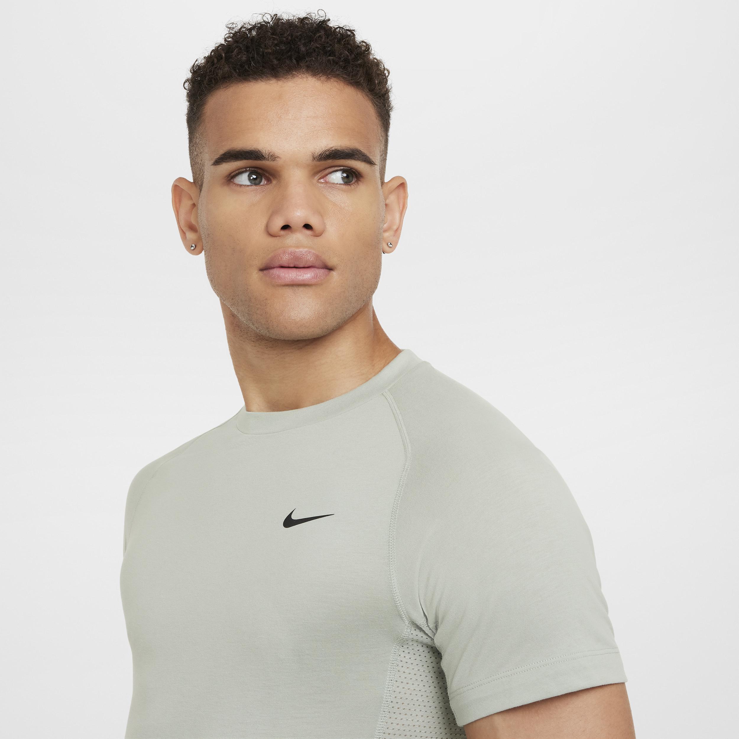 Nike Men's Flex Rep Dri-FIT Short-Sleeve Fitness Top Product Image