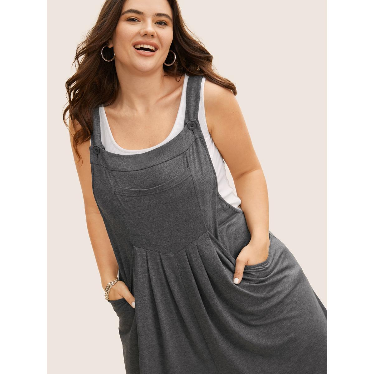 Plus Size DimGray Square Neck Patched Pocket Pleated Carrot Jumpsuit Women Casual Sleeveless Square Neck Everyday Loose Jumpsuits BloomChic 28/5X Product Image