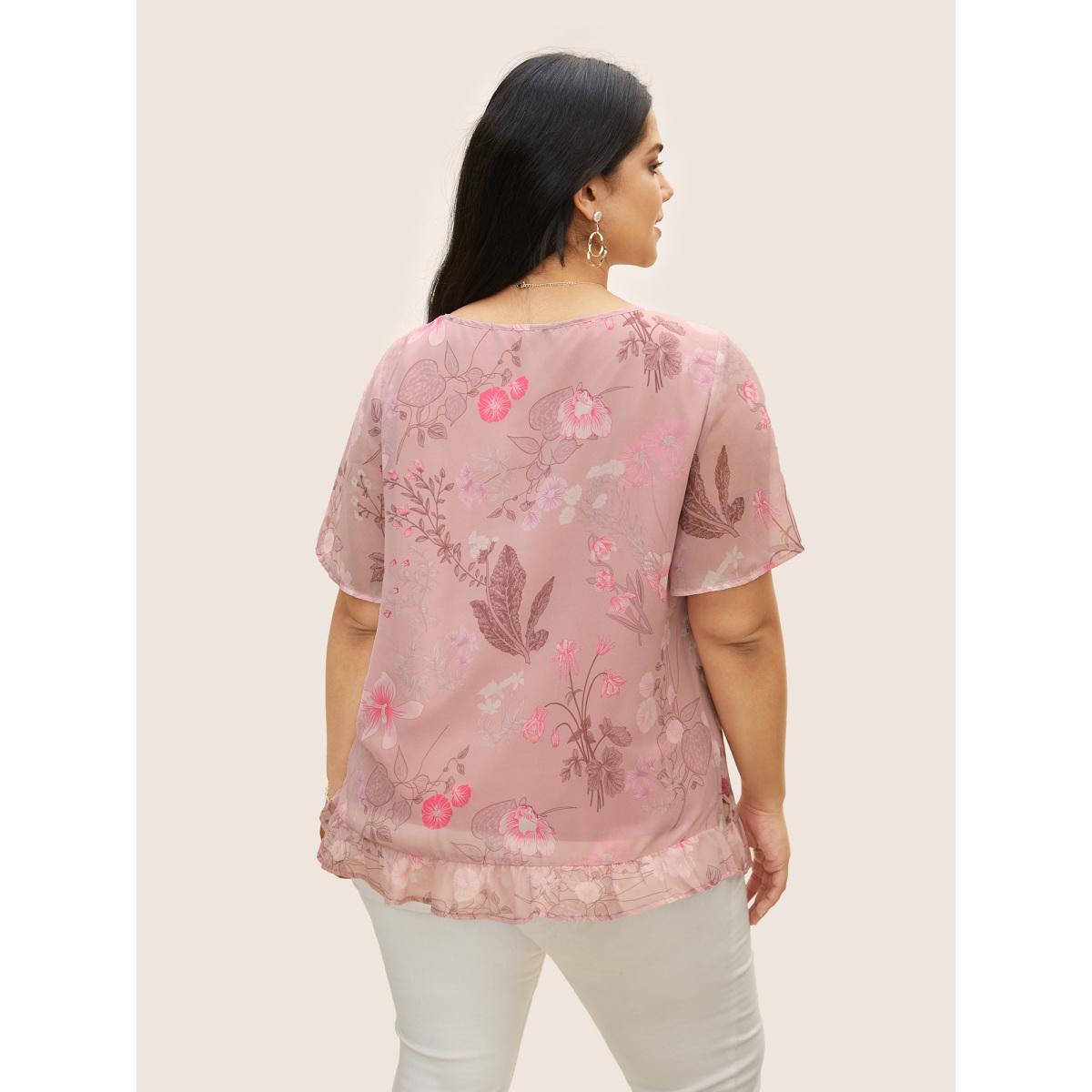 Plus Size Lightpink Chiffon Floral Patchwork Ruffles Blouse Women Elegant Short sleeve Round Neck Everyday Blouses BloomChic 28/5X Product Image