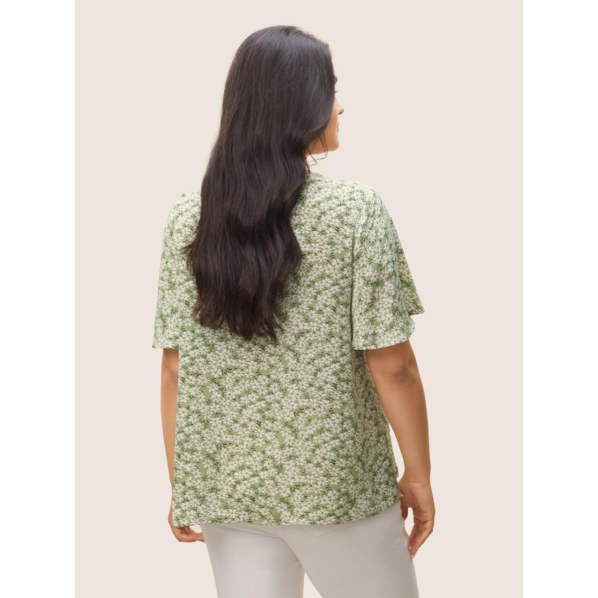 Plus Size Sage Ditsy Floral Ruffle Sleeve Gathered Ties Blouse Women Elegant Short sleeve Ribbon-tied collar Everyday Blouses BloomChic 26/4X Product Image