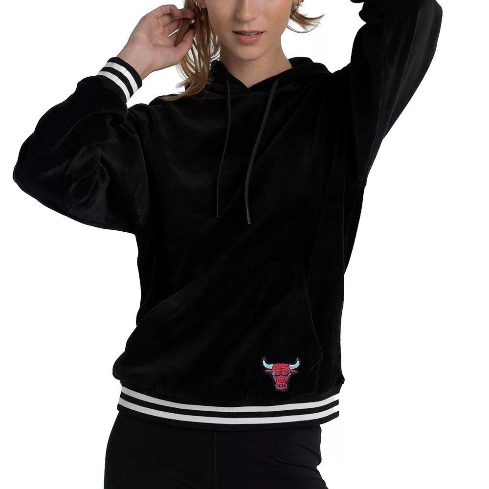 Women's Lusso Black Chicago Bulls Nellie Oversized Velour Pullover Hoodie, Size: XL Product Image