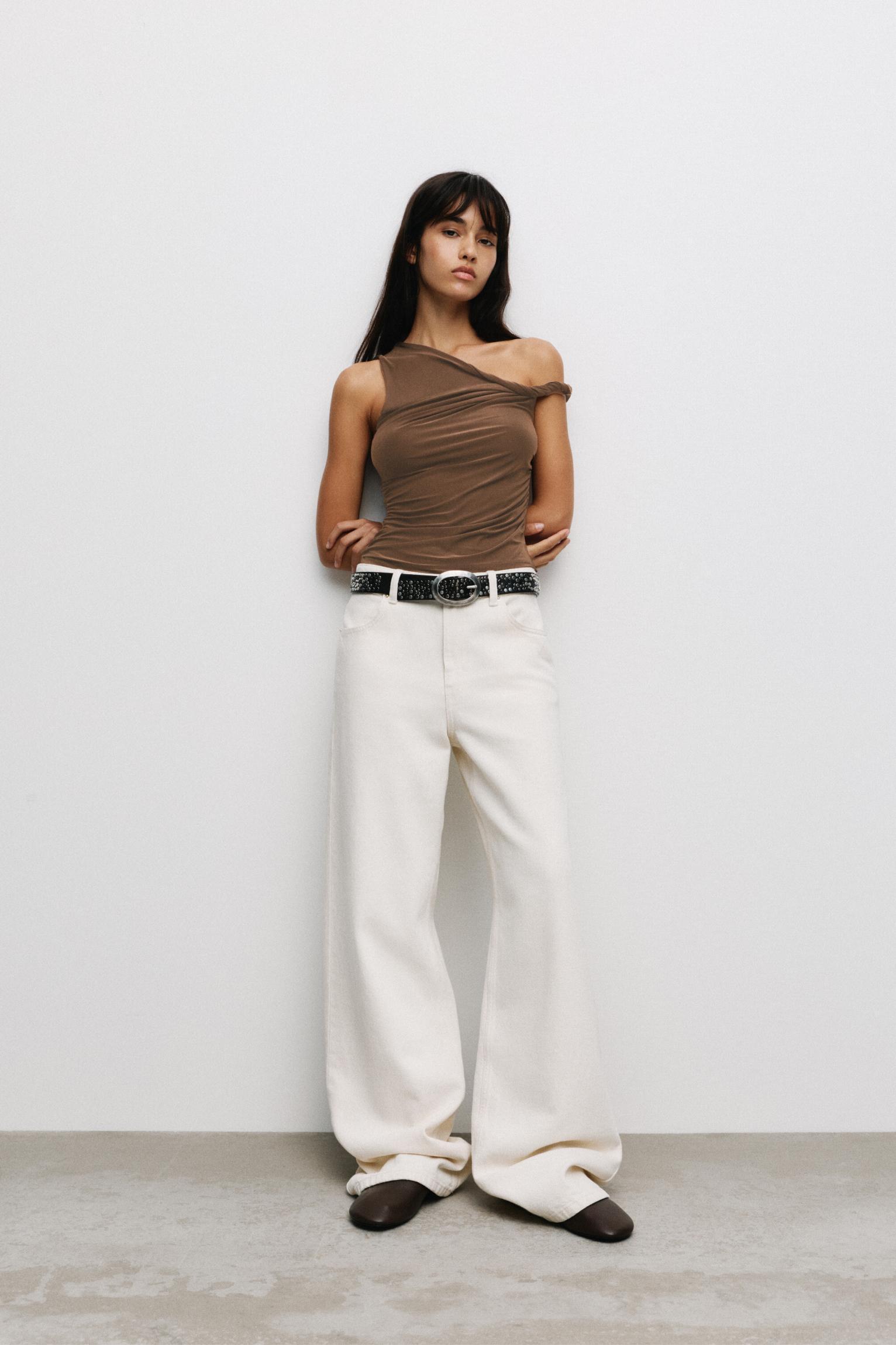 Asymmetric top Product Image