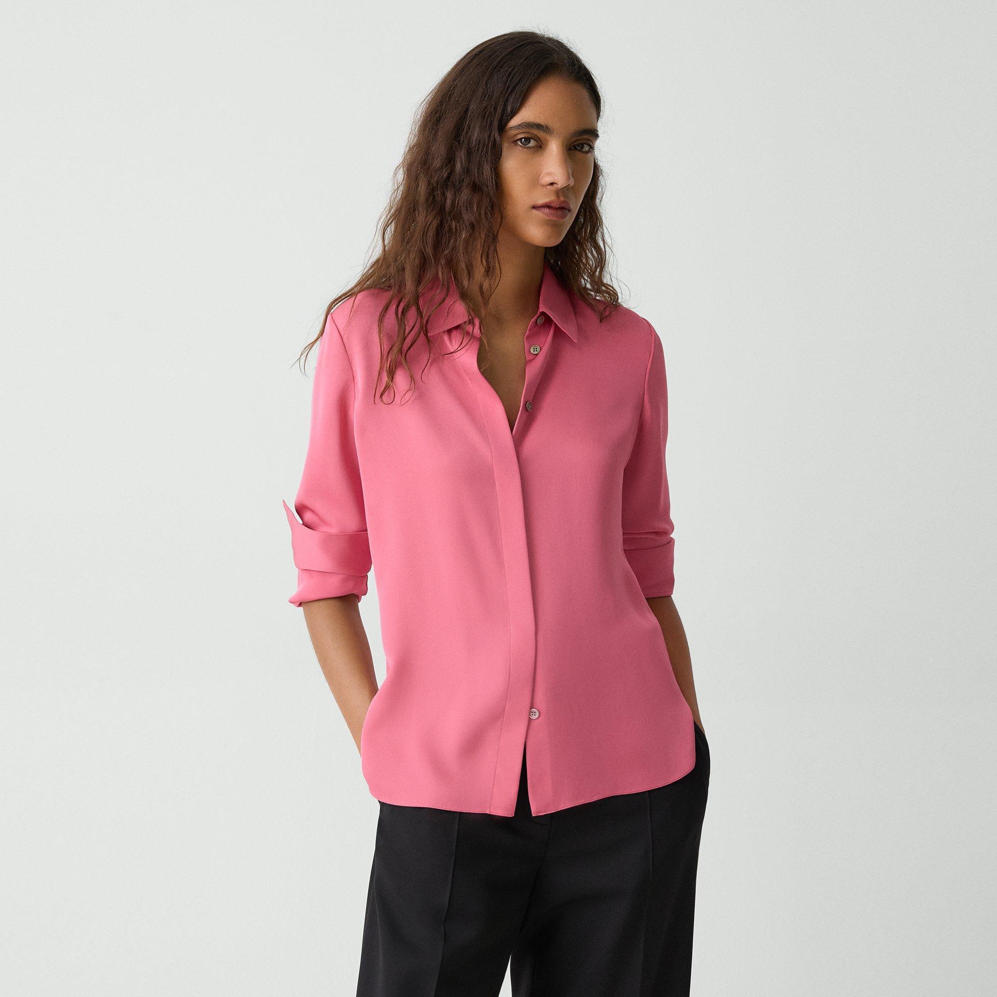 CLASSIC FITTED SHIRT Product Image
