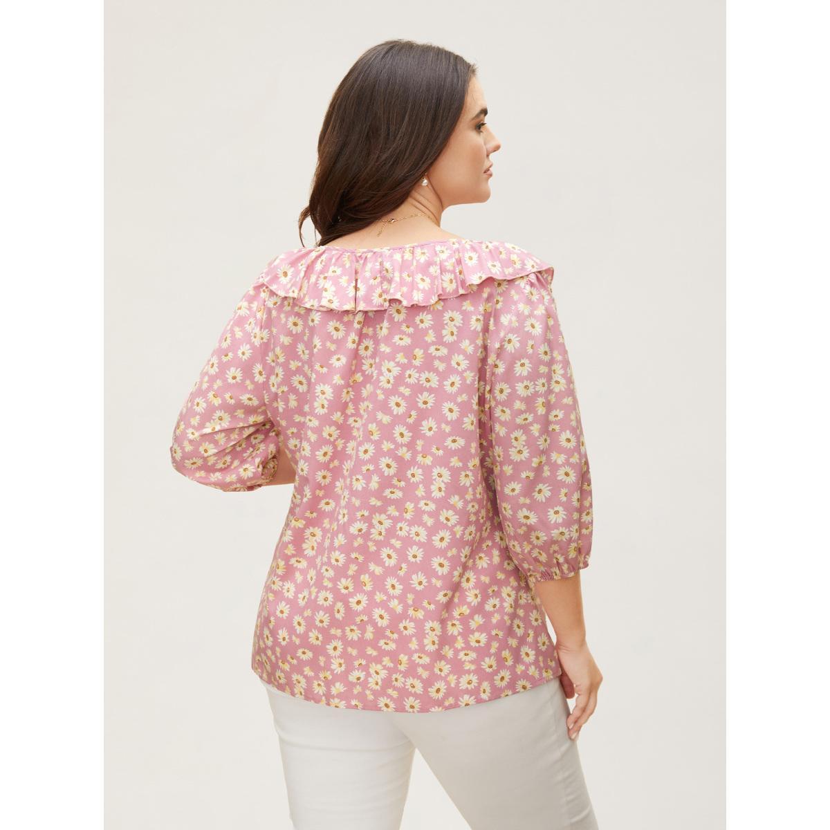 Plus Size Lightpink Daisy Patterned Ruffled Collar Blouse Women Elegant Elbow-length sleeve Square Neck Everyday Blouses BloomChic 28/5X Product Image