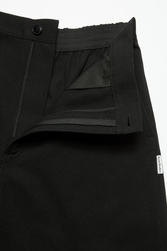 Regular fit shorts Product Image