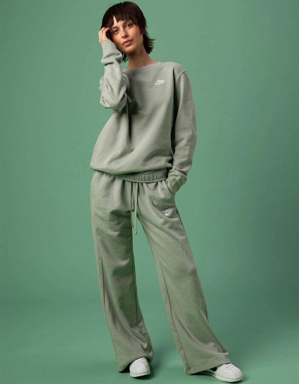 NIKE Sportswear Club Fleece Womens Wide Leg Pants - HEATHER GRAY Product Image