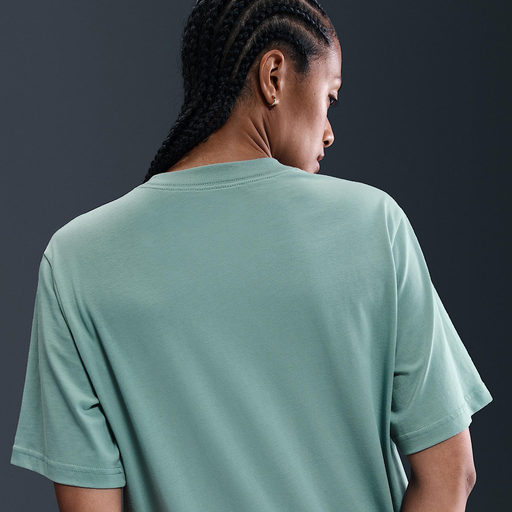 Nike Sportswear Women's Loose Short-Sleeve Graphic T-Shirt Product Image