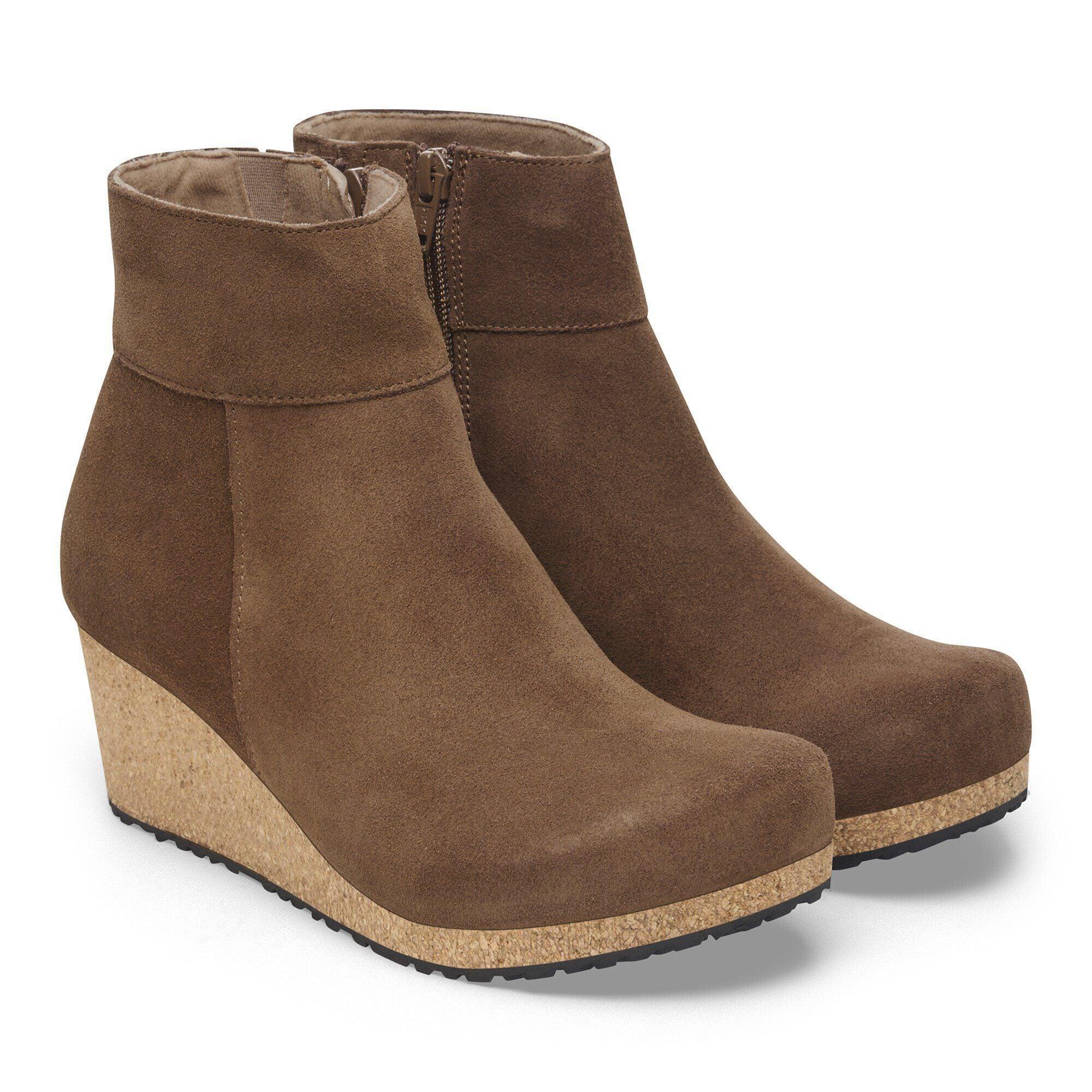 Ebba Suede Leather Product Image