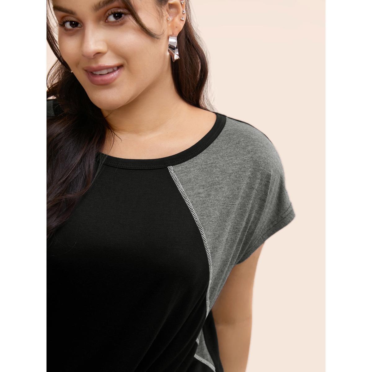Plus Size Color Block Contrast Binding Batwing Sleeve T-shirt Black Women Casual Contrast Colorblock Round Neck Everyday T-shirts BloomChic 14-16/1X Product Image