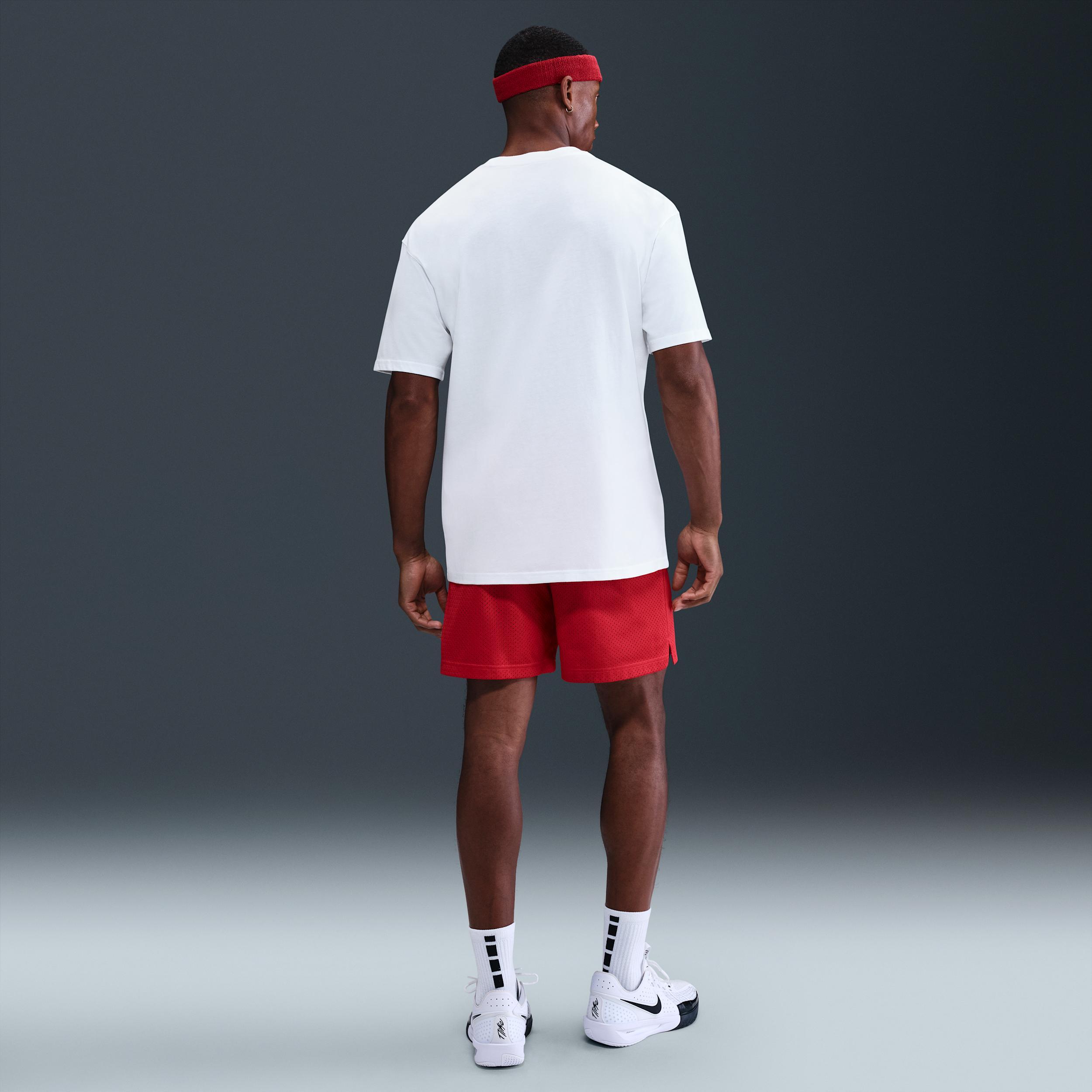 Nike Men's Max90 T-Shirt Product Image