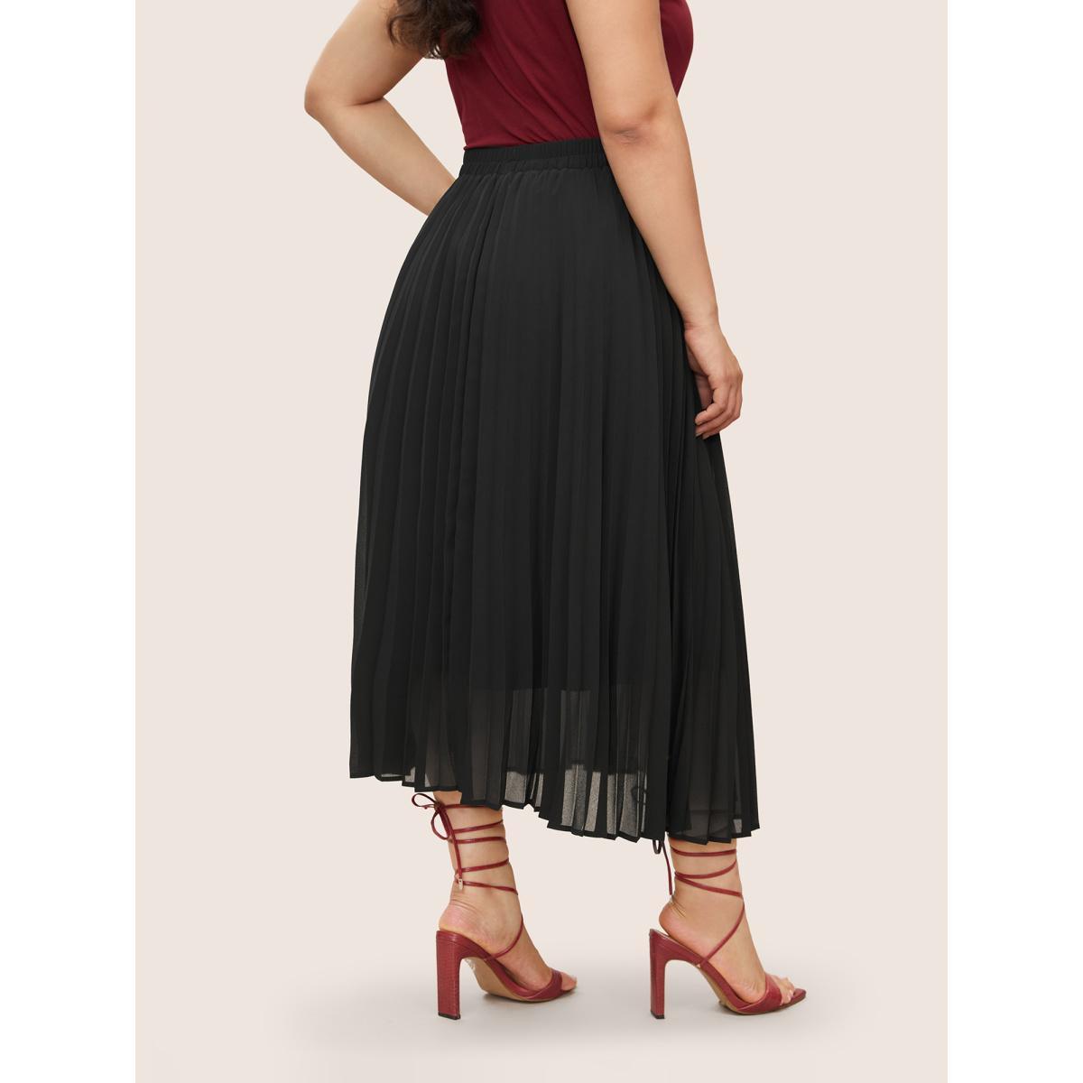 Plus Size Solid Pleated Elastic Waist Mesh Skirt Women Black Elegant Pleated No stretch Everyday Skirts BloomChic 28/5X Product Image