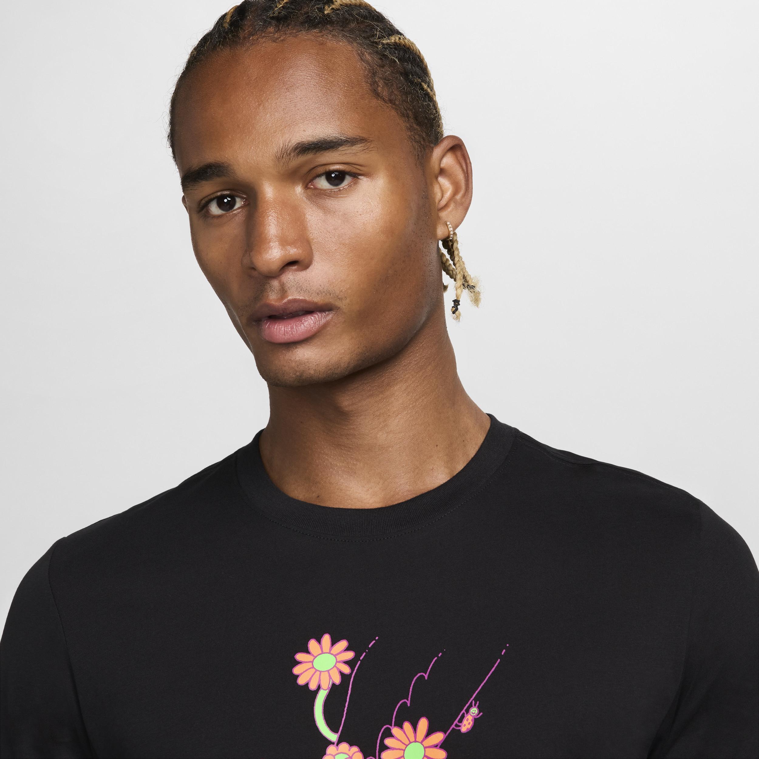 Nike Men's Dri-FIT Running T-Shirt Product Image
