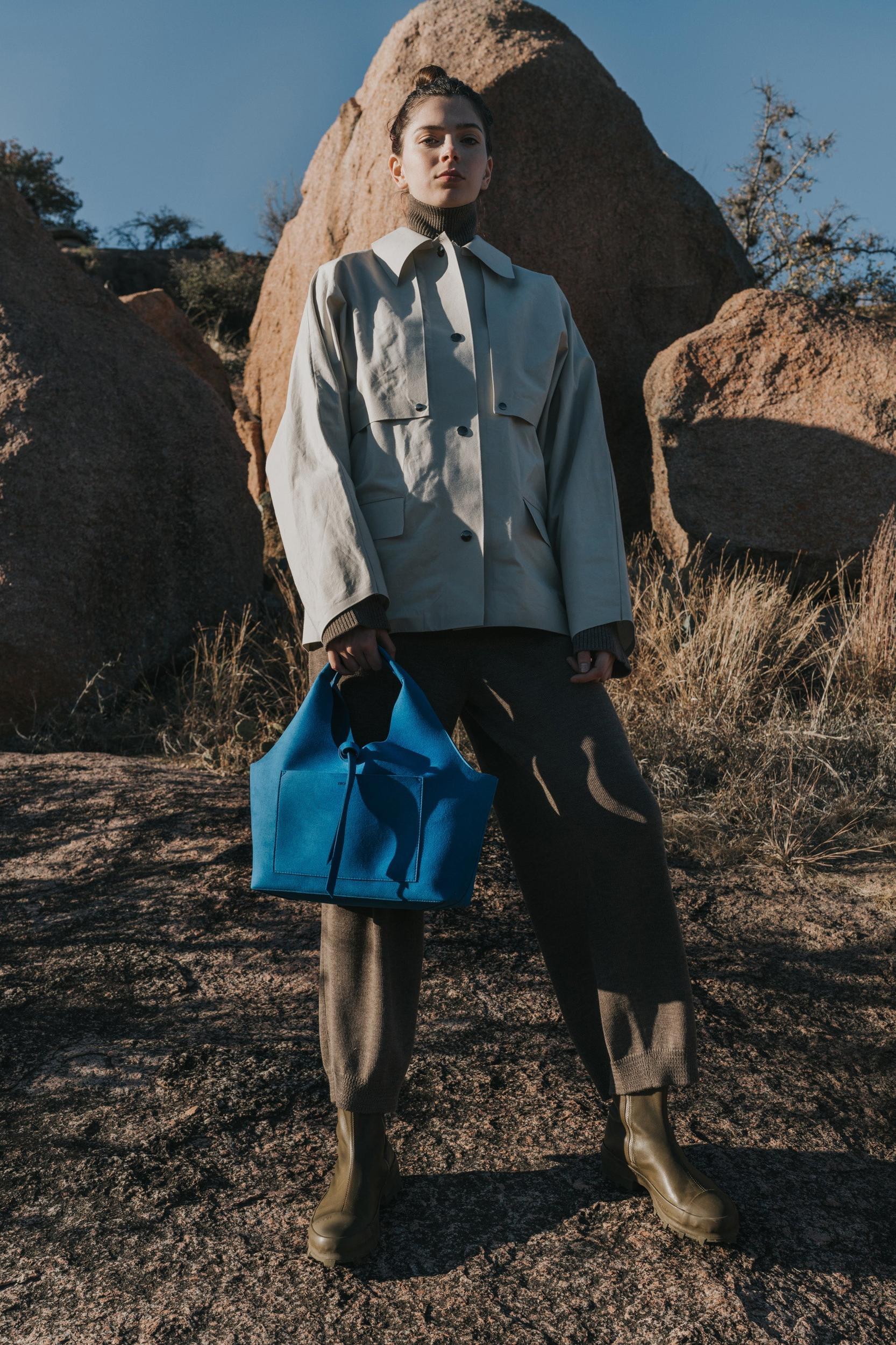 Blue Tote Product Image