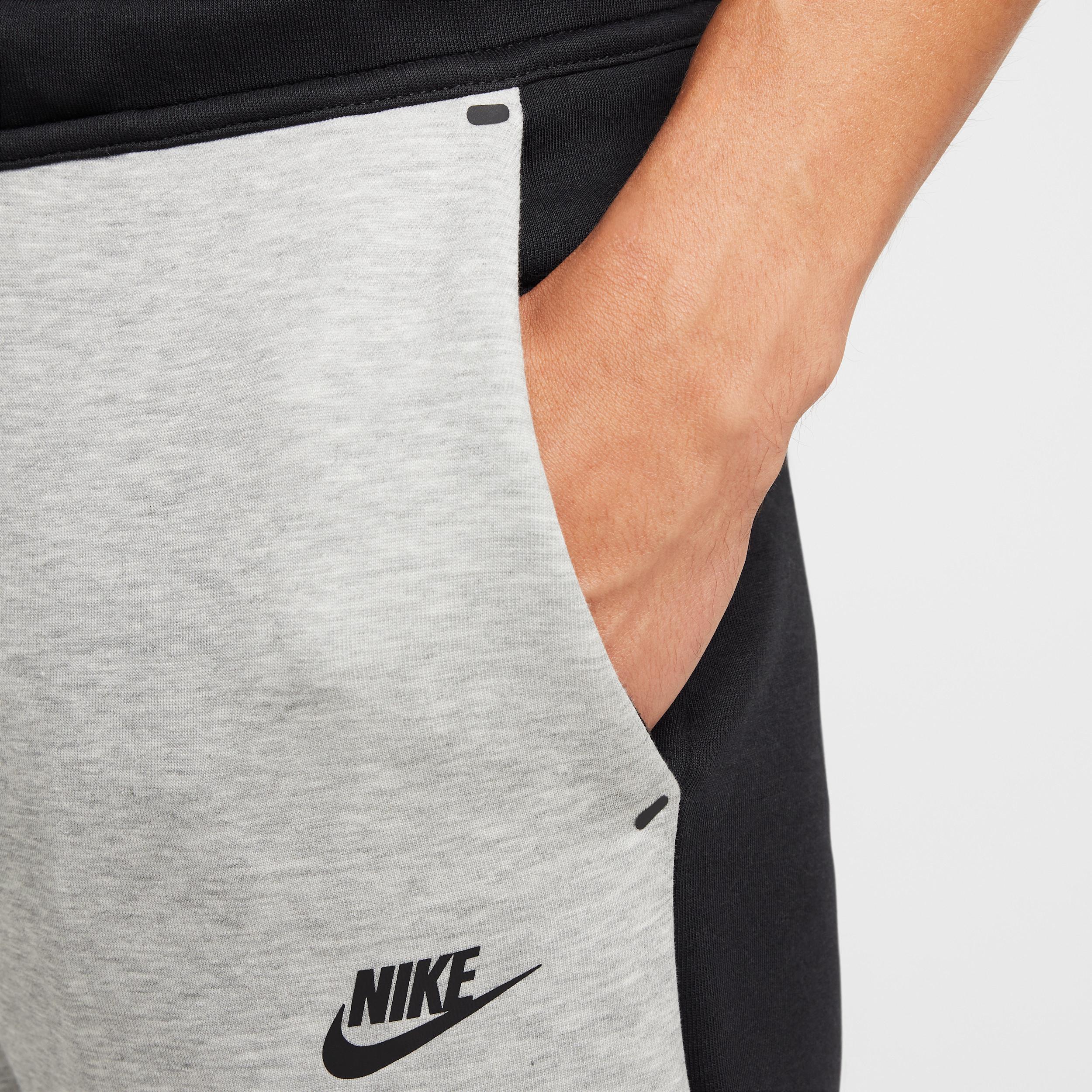 Nike Men's Tech Fleece Jogger Pants Product Image
