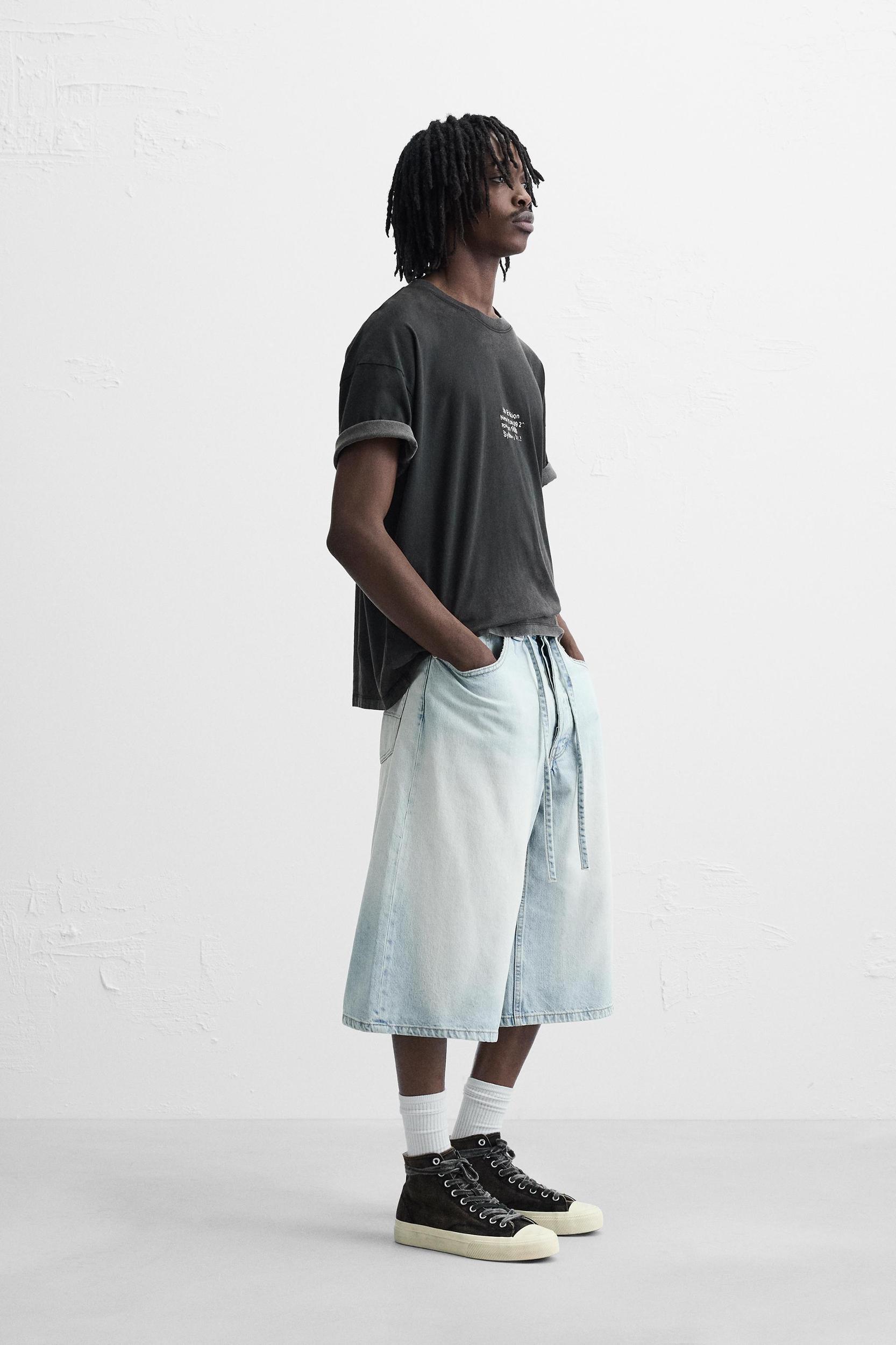 WASHED PATCH T-SHIRT Product Image