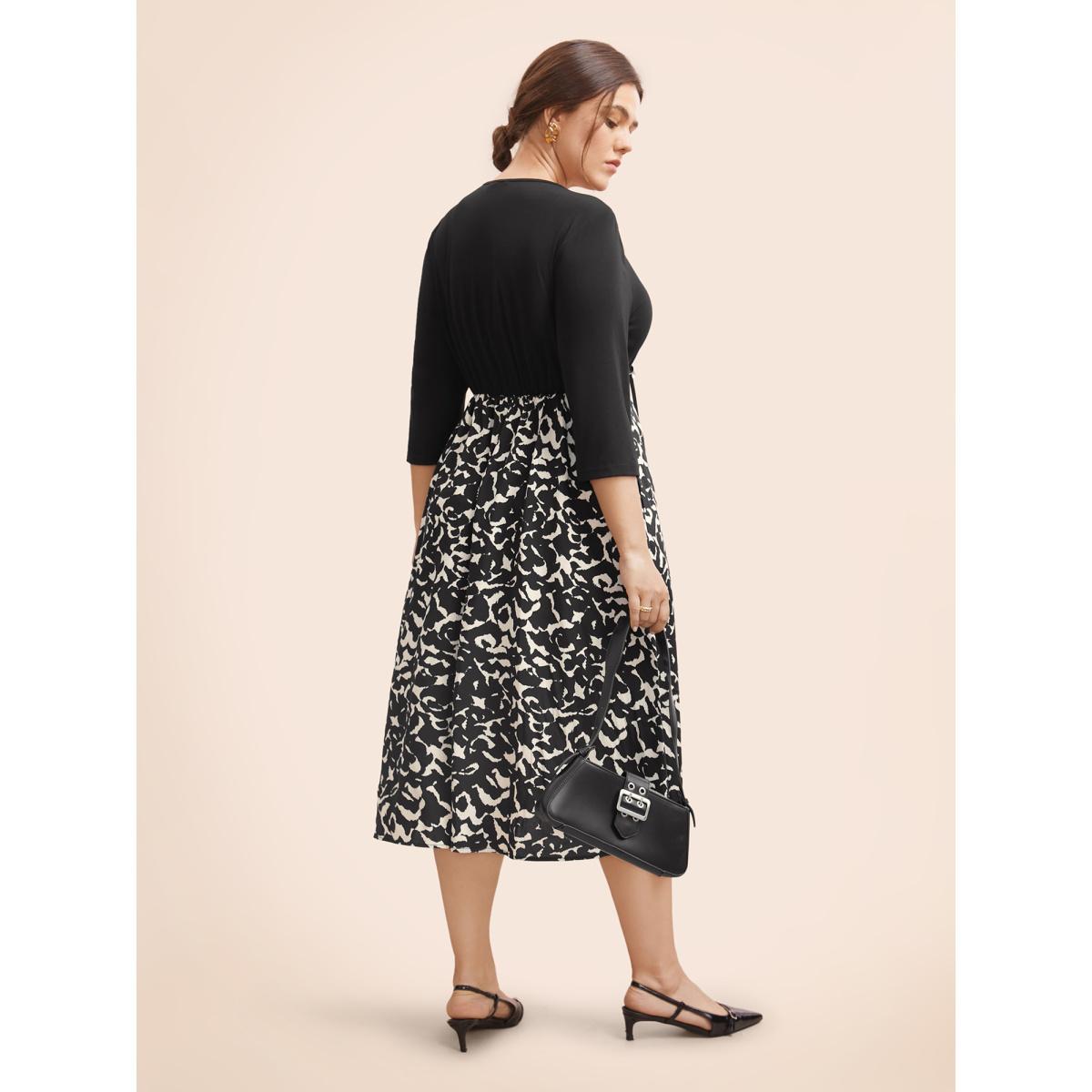 Plus Size V Neck Patchwork Drawstring Dress Black Women Elegant Patchwork V-neck Elbow-length sleeve Curvy BloomChic 26/4X Product Image