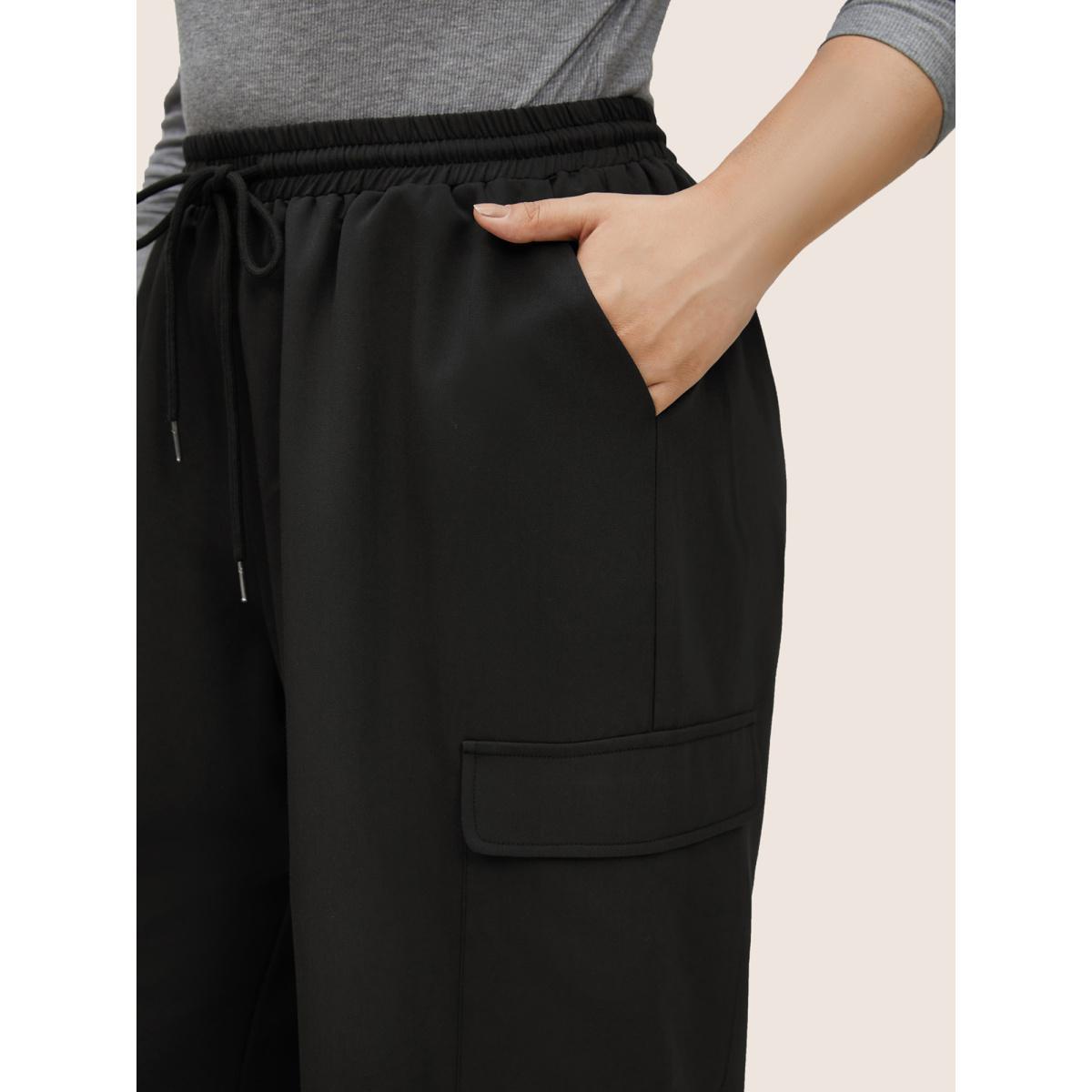 Plus Size Plain Pocket Drawstring Elastic Waist Straight Leg Pants Women Black Casual Straight Leg High Rise Everyday Pants BloomChic 18-20/2X Product Image