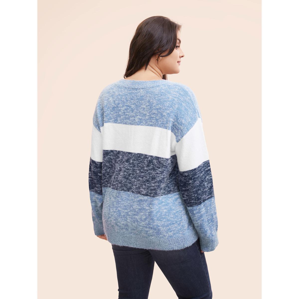 Plus Size Colorblock Contrast Super Soft Plush Knit V Neck Pullover Indigo Women Elegant Loose Long Sleeve V-neck Dailywear Pullovers BloomChic 30/6X Product Image