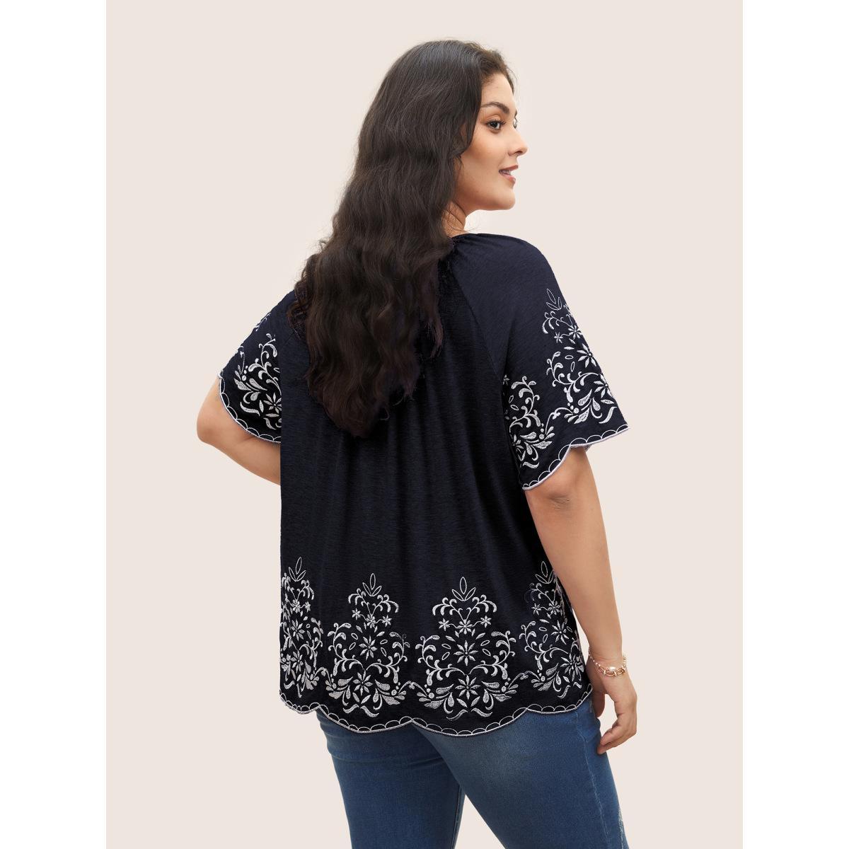 Plus Size Embroidered Scalloped Trim Gathered T-shirt Midnight Women Elegant Embroidered Round Neck Everyday T-shirts BloomChic 18-20/2X Product Image