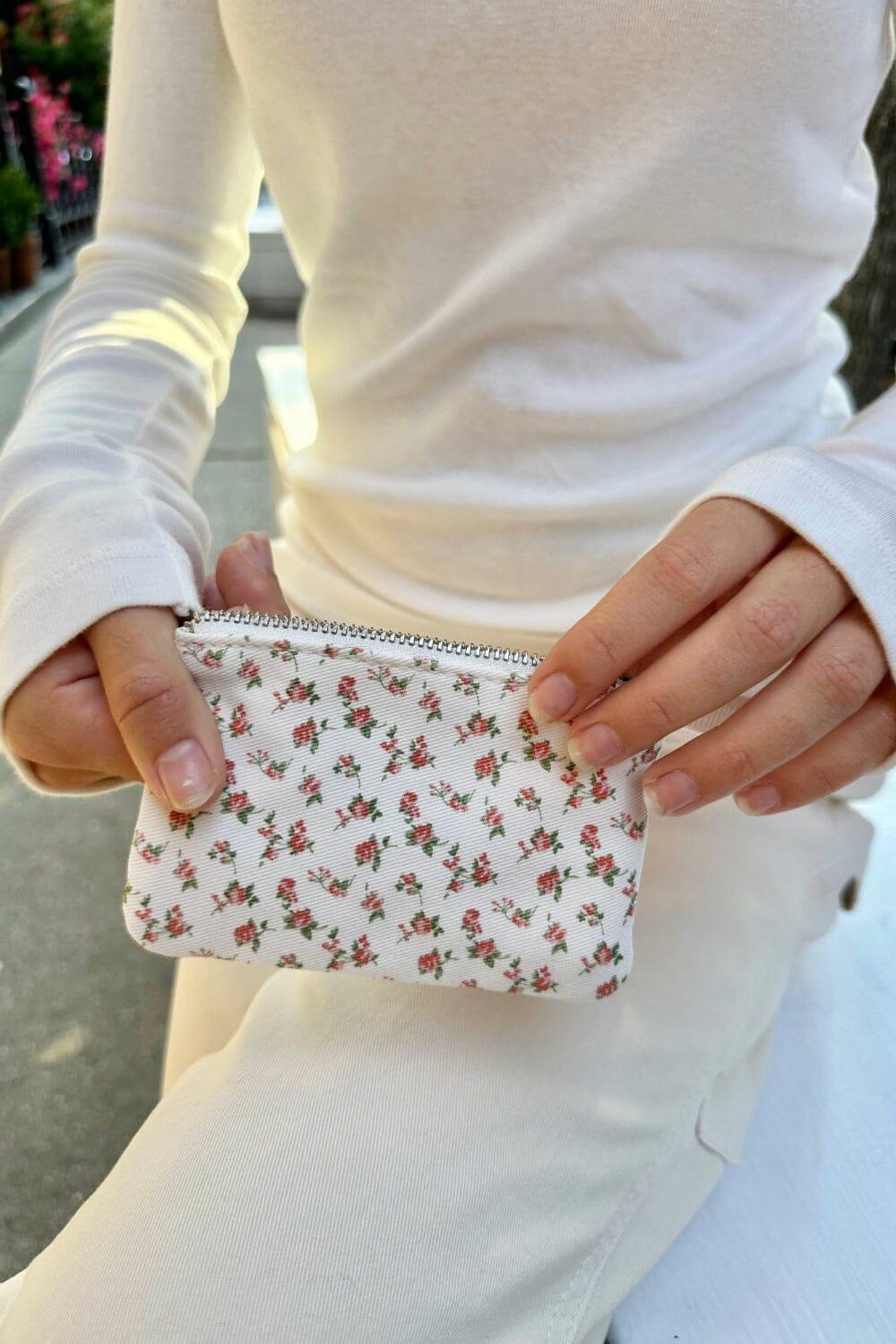 Roses Coin Purse Product Image