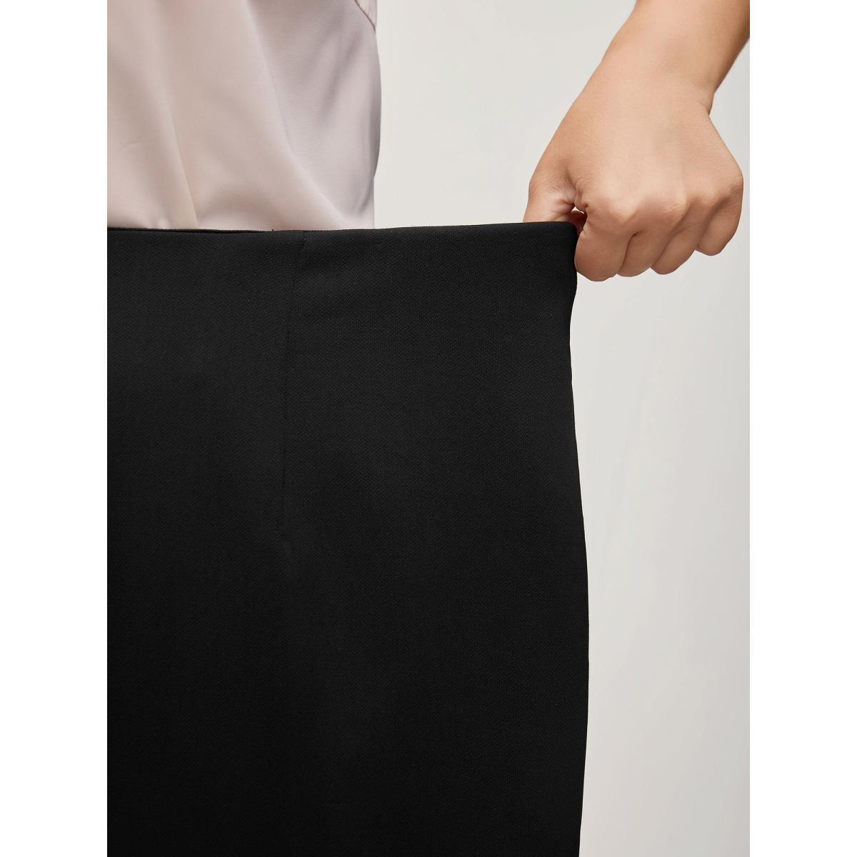 Plus Size Solid Elastic Waist Pleated Wide Leg Pants Women Black At the Office Wide Leg Mid Rise Work Pants BloomChic 10/M Product Image