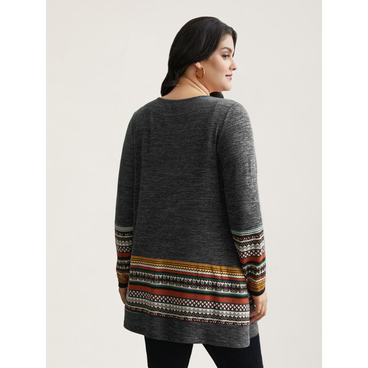 Plus Size Tunic Boho Print Pocket T-shirt DimGray Women Casual Contrast Round Neck Loose Everyday T-shirts BloomChic 30/6X Product Image