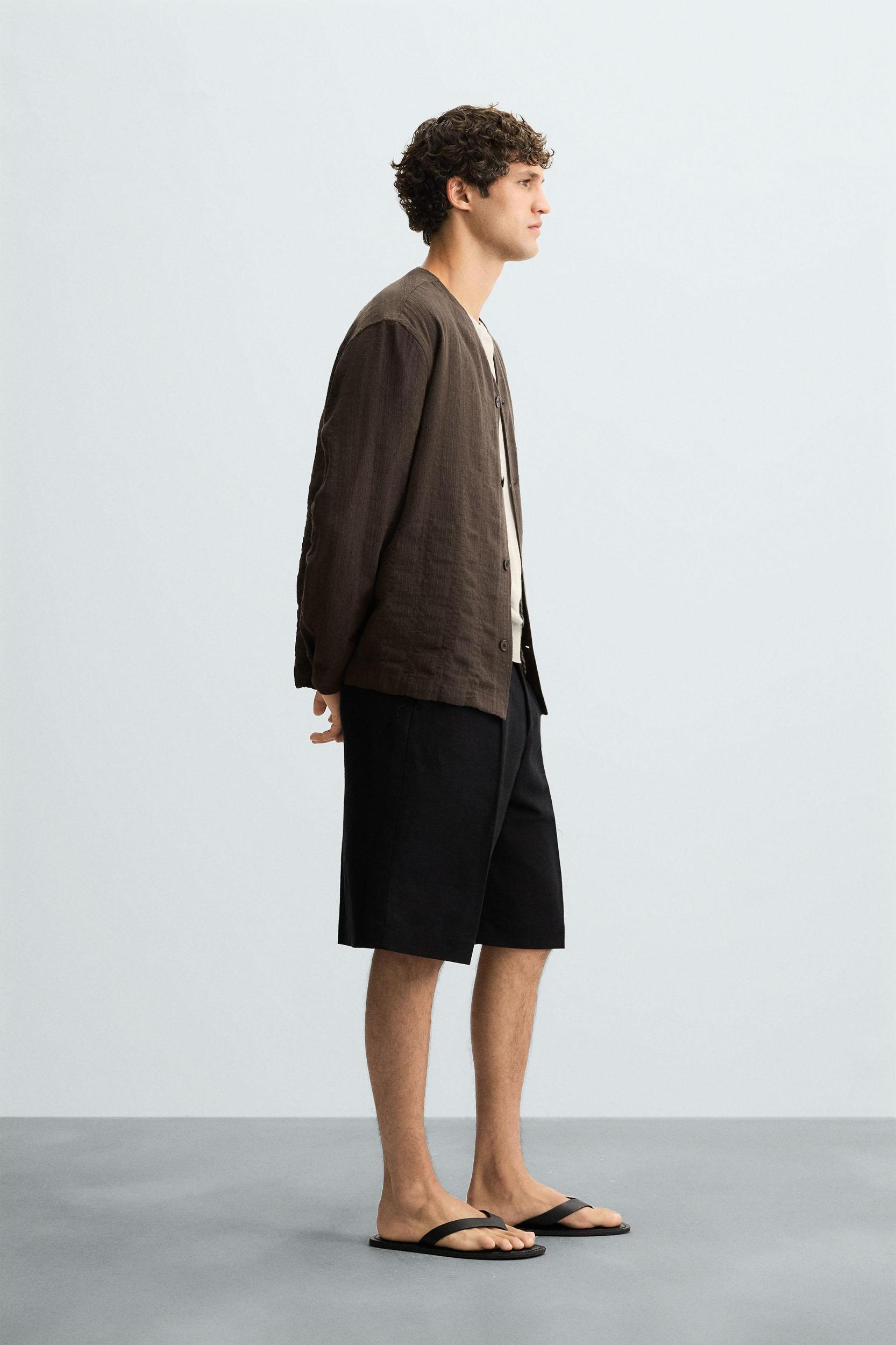 STRIPED JACQUARD SHIRT Product Image