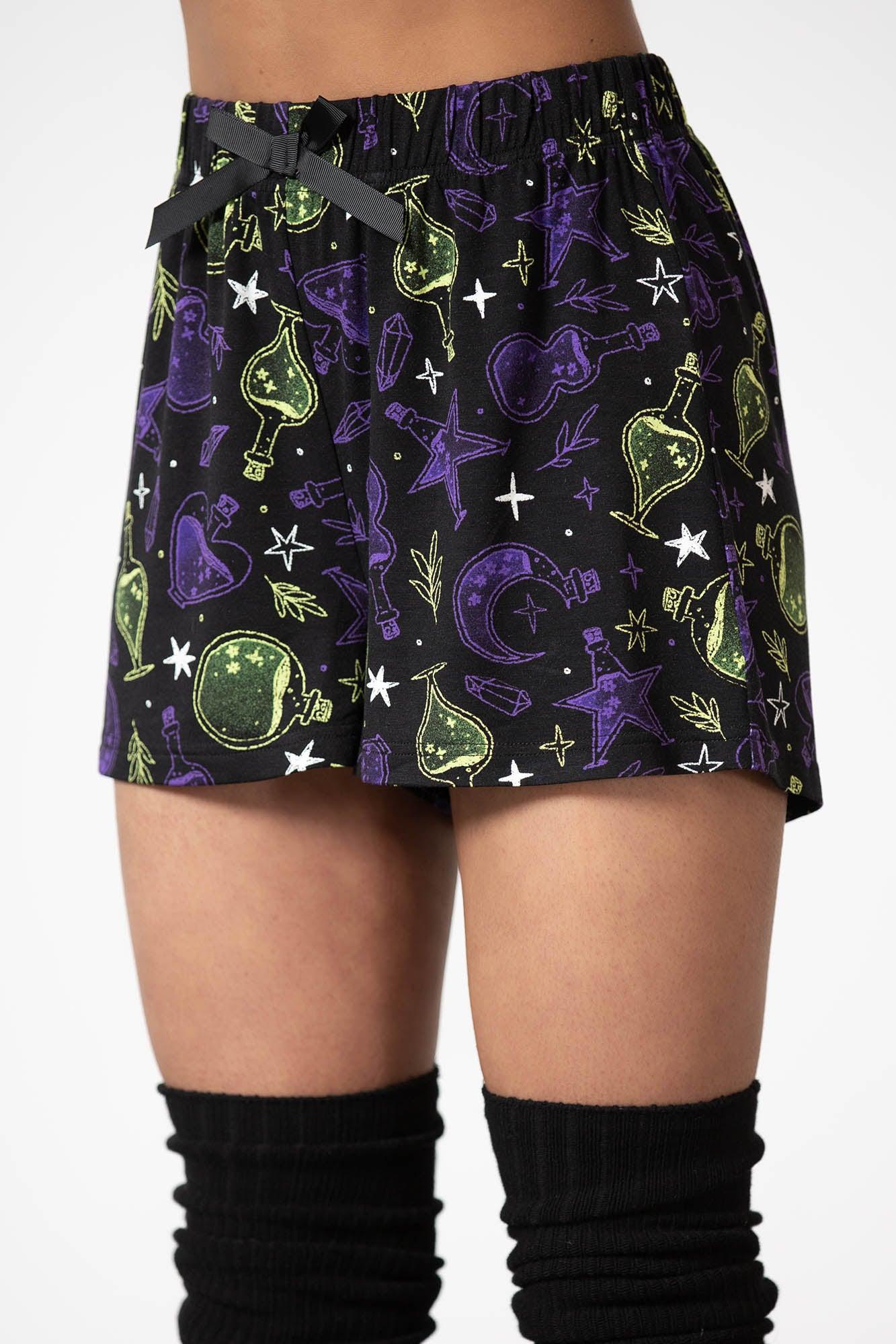 Magic Potion Shorts Female Product Image