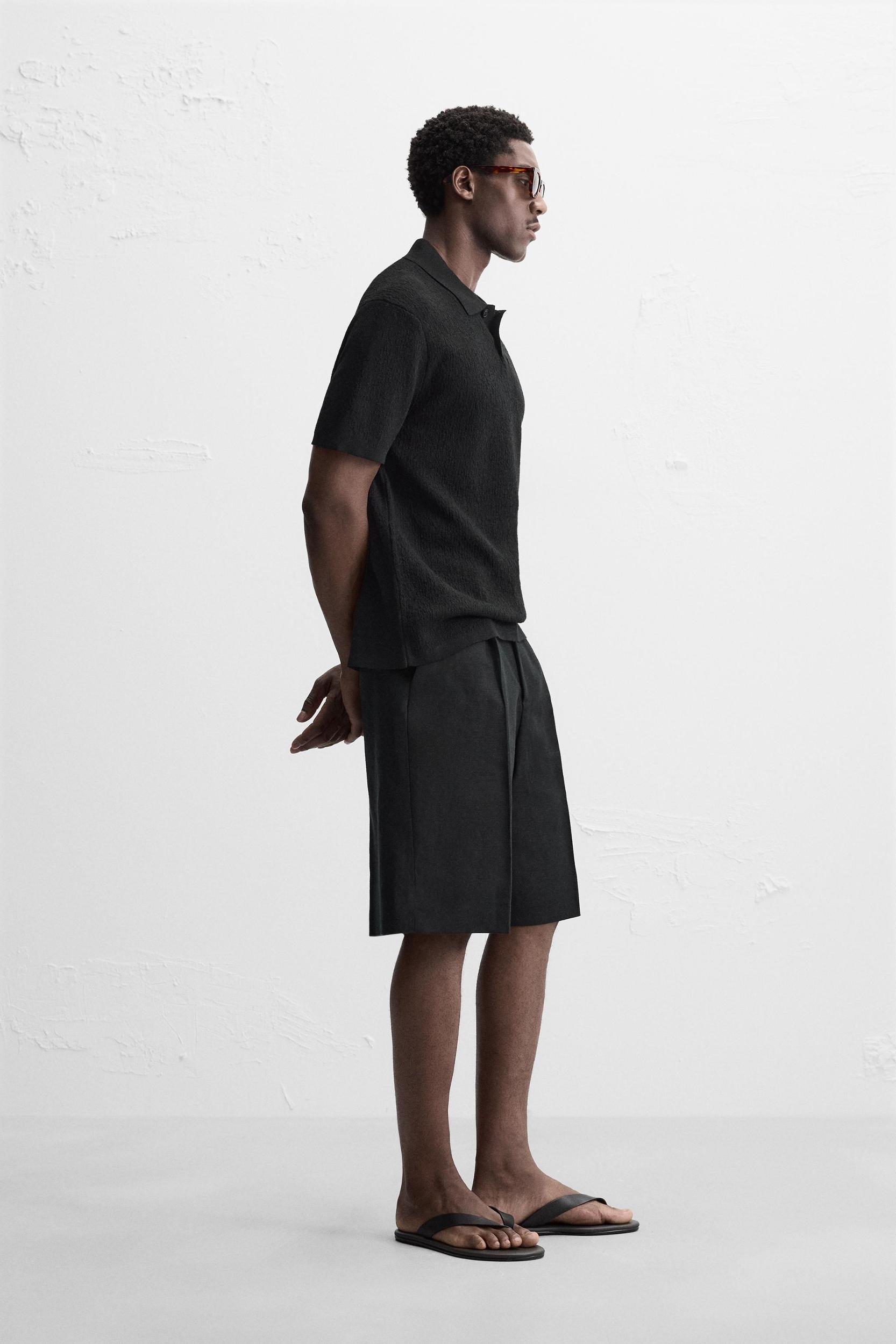 REGULAR FIT TEXTURED POLO SHIRT Product Image