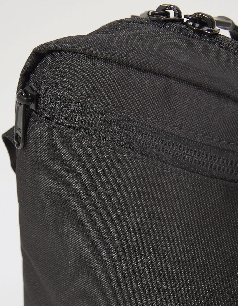 THE NORTH FACE Jester Crossbody Bag - Black Green Product Image