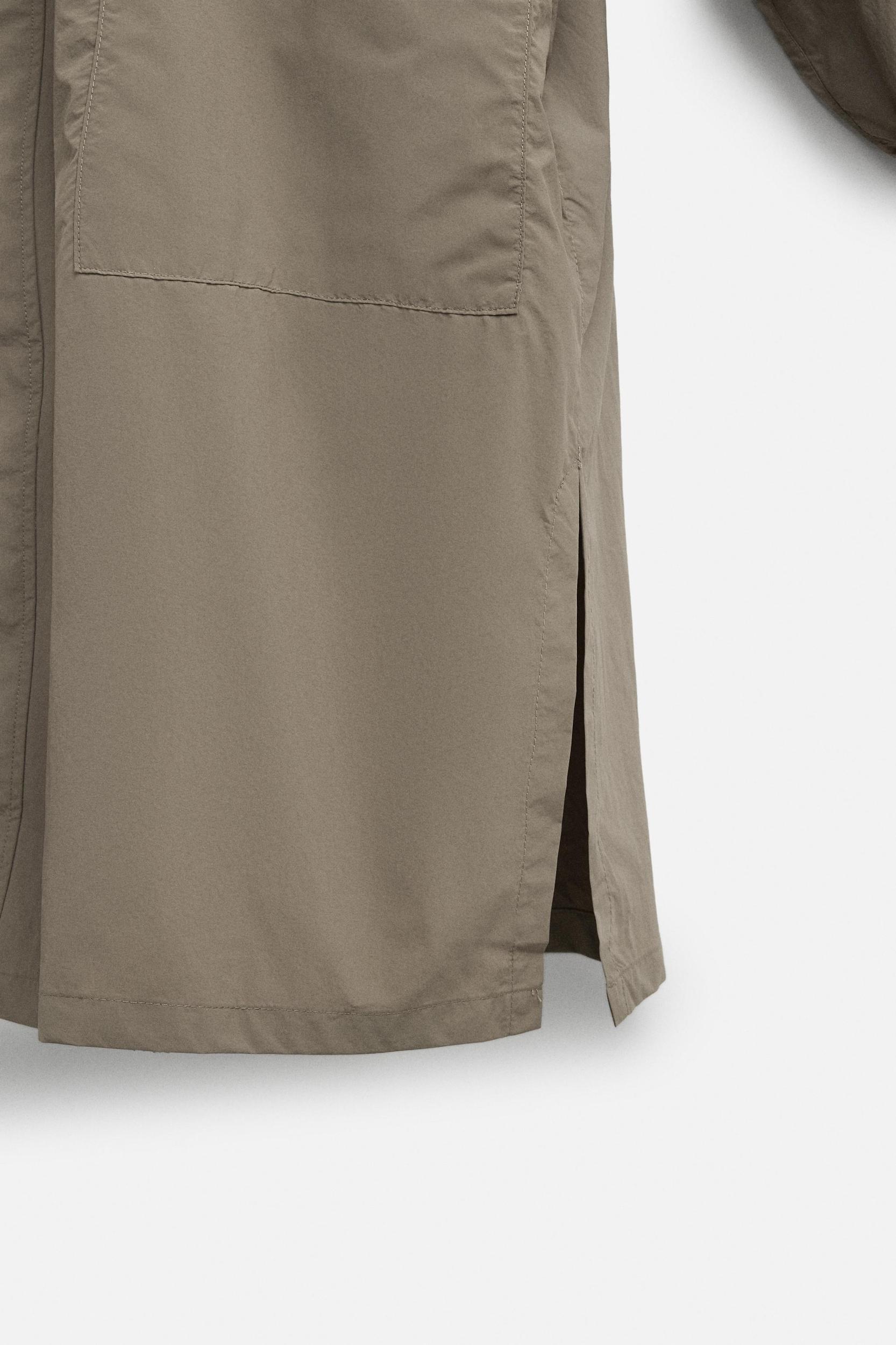 LIGHTWEIGHT TECHNICAL PARKA Product Image