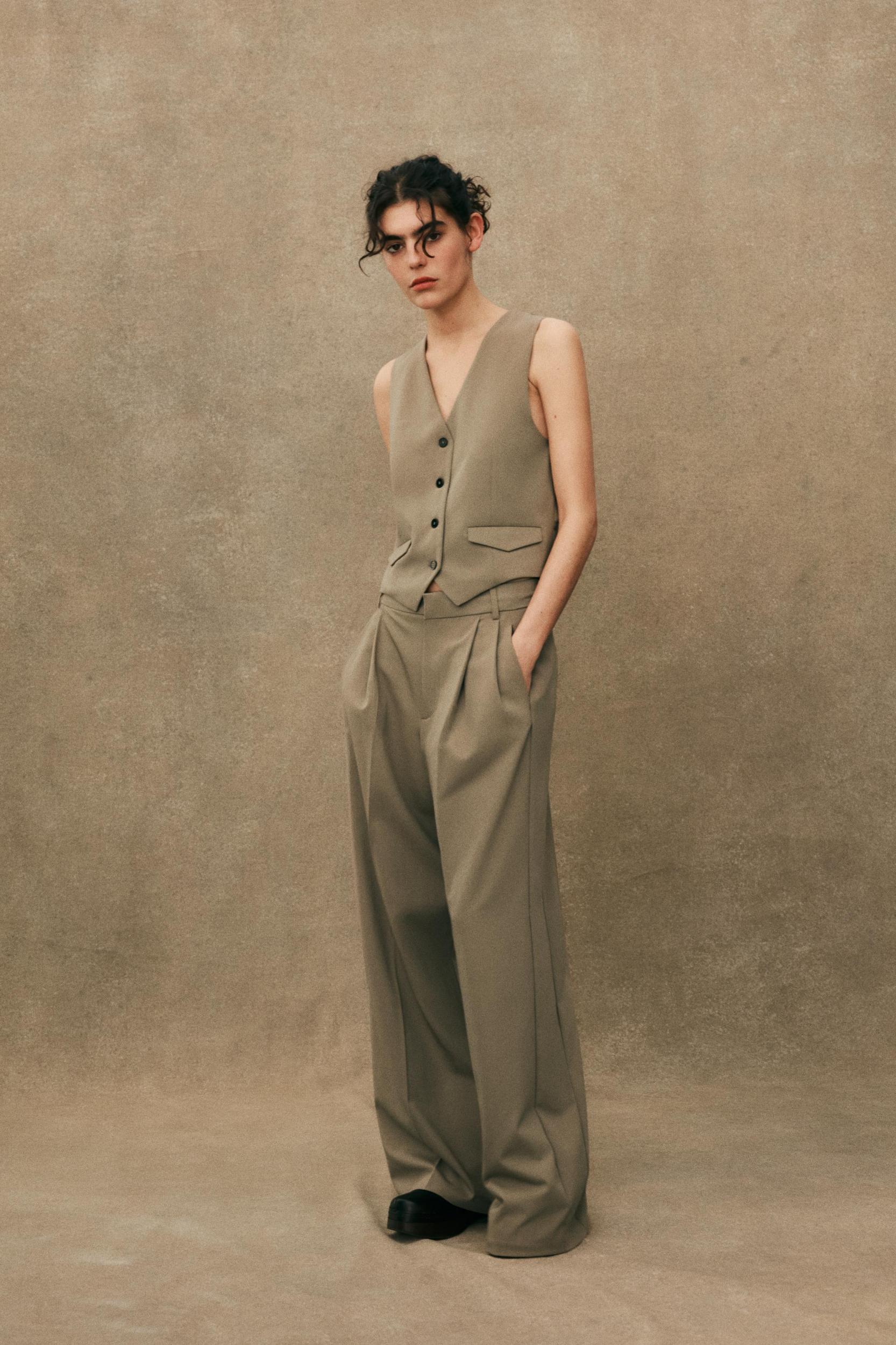 DOUBLE PLEAT PANTS Product Image