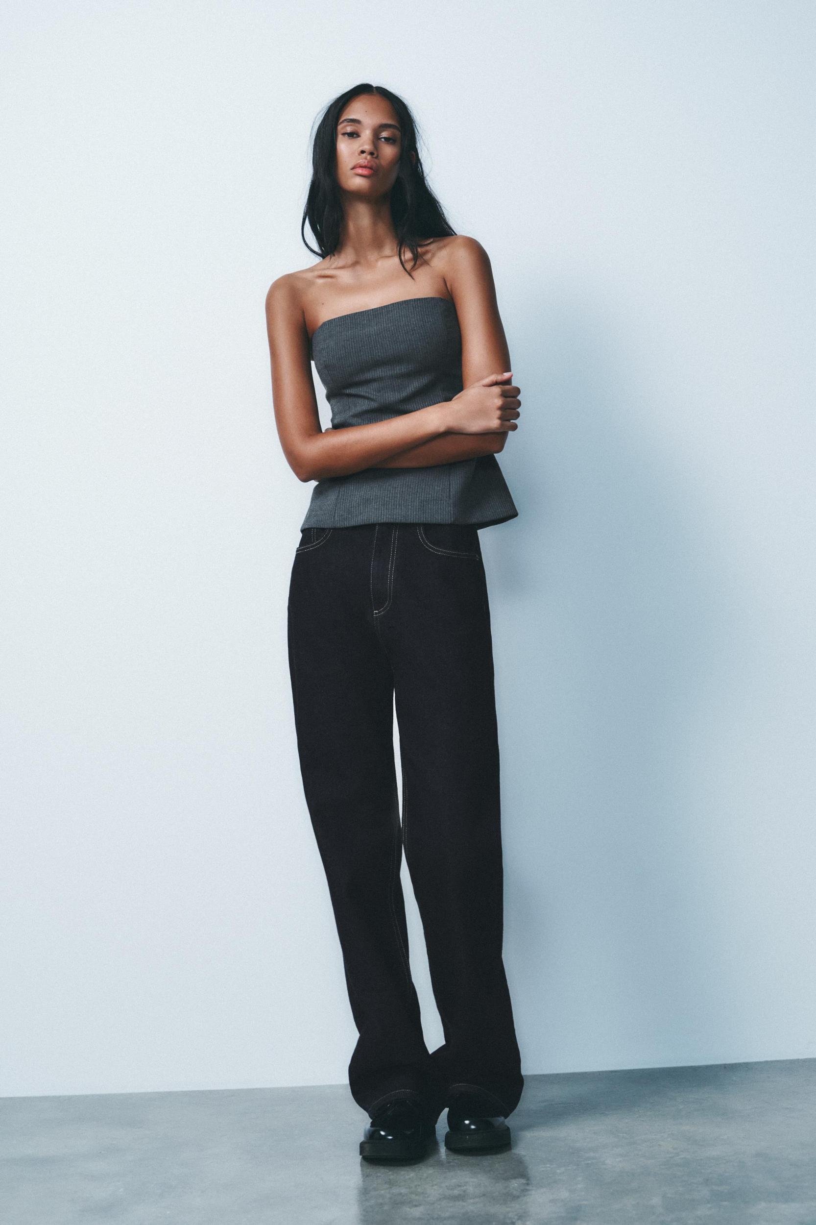 STRAPLESS TOP Product Image