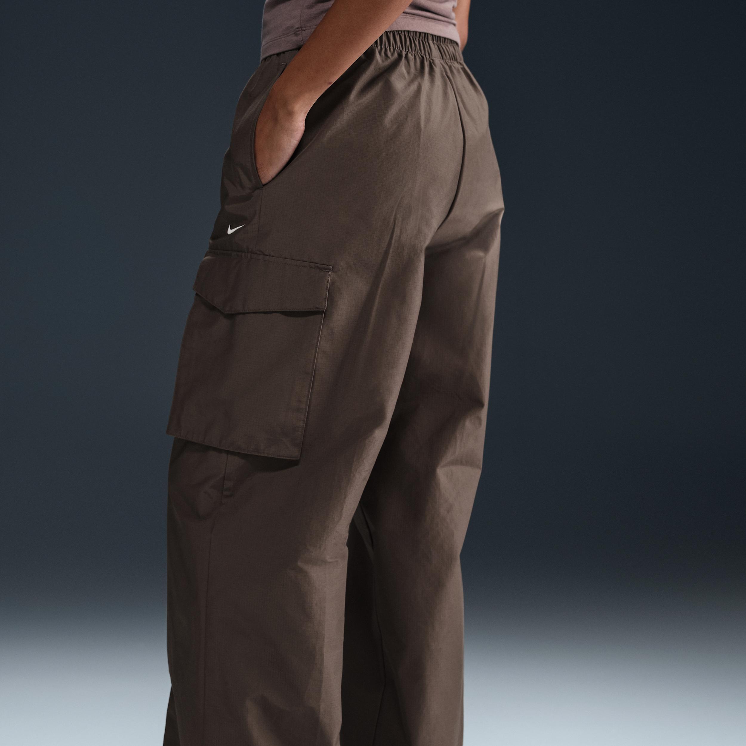 Women's Nike Sportswear Everything Wovens Mid-Rise Cargo Pants Product Image