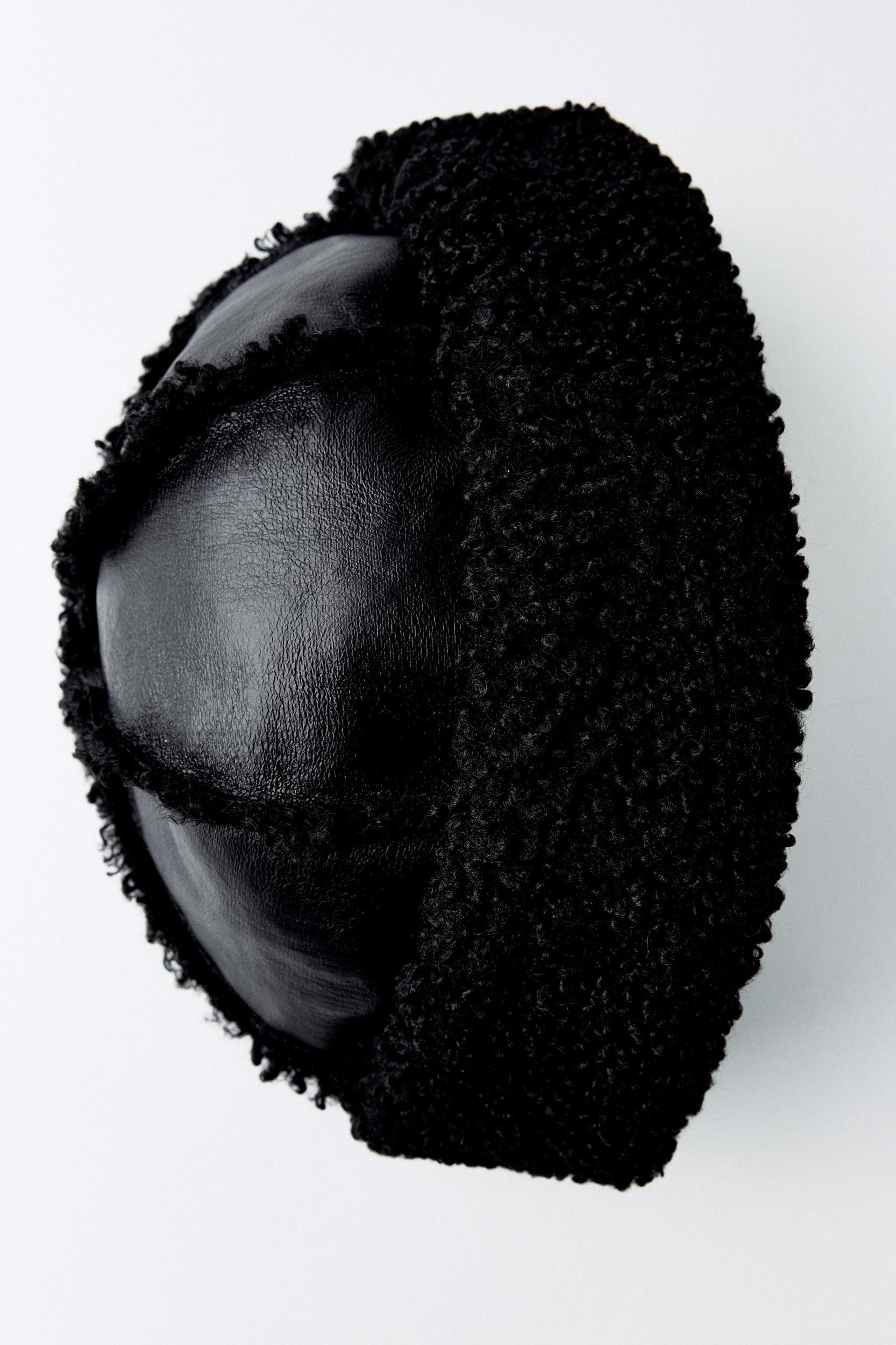 DOUBLE-FACED FLEECE LINED HAT Product Image
