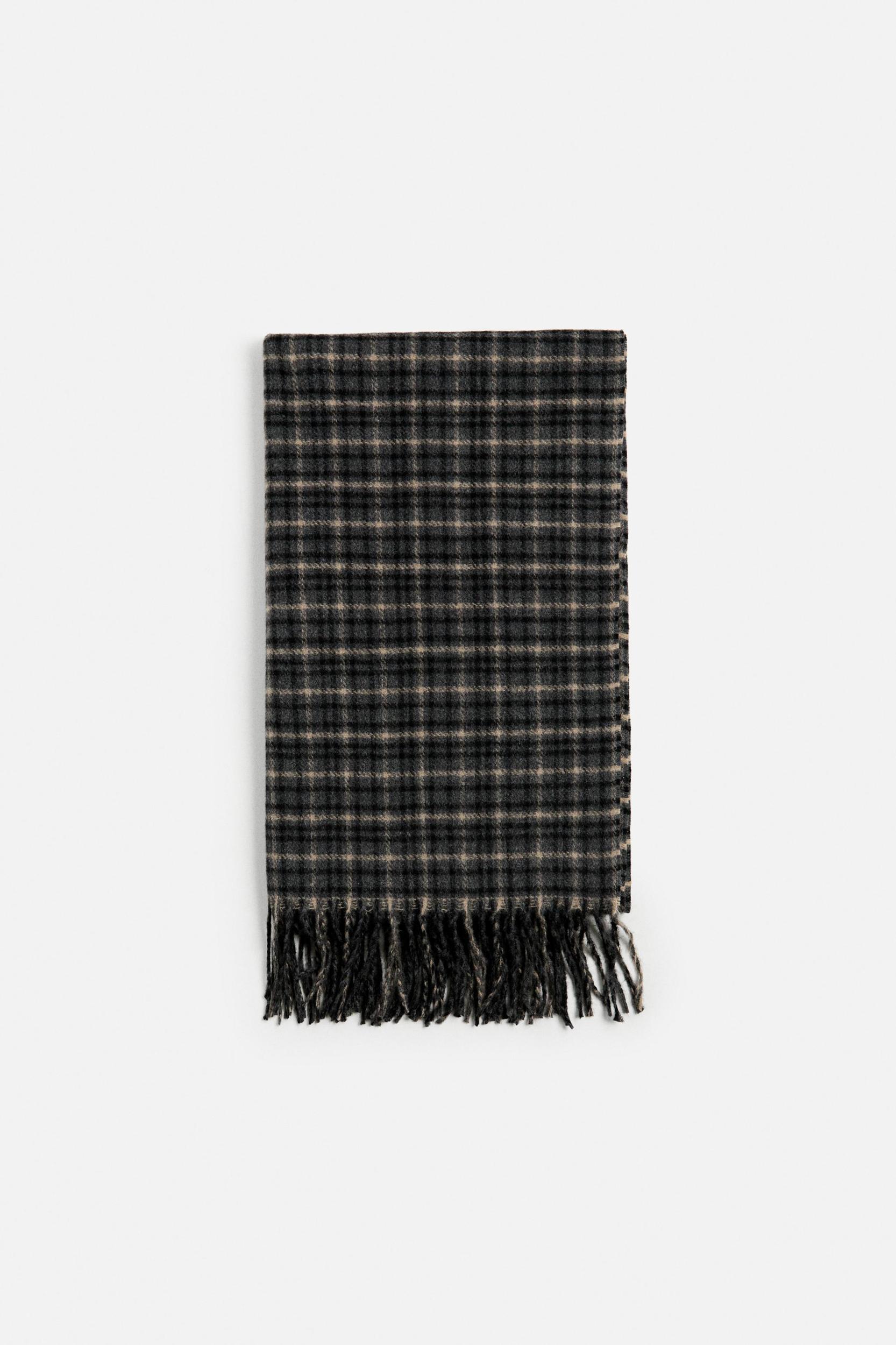 PLAID SCARF Product Image