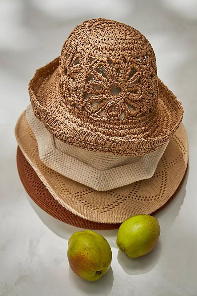 Cut-Out Daisy Straw Hat Product Image