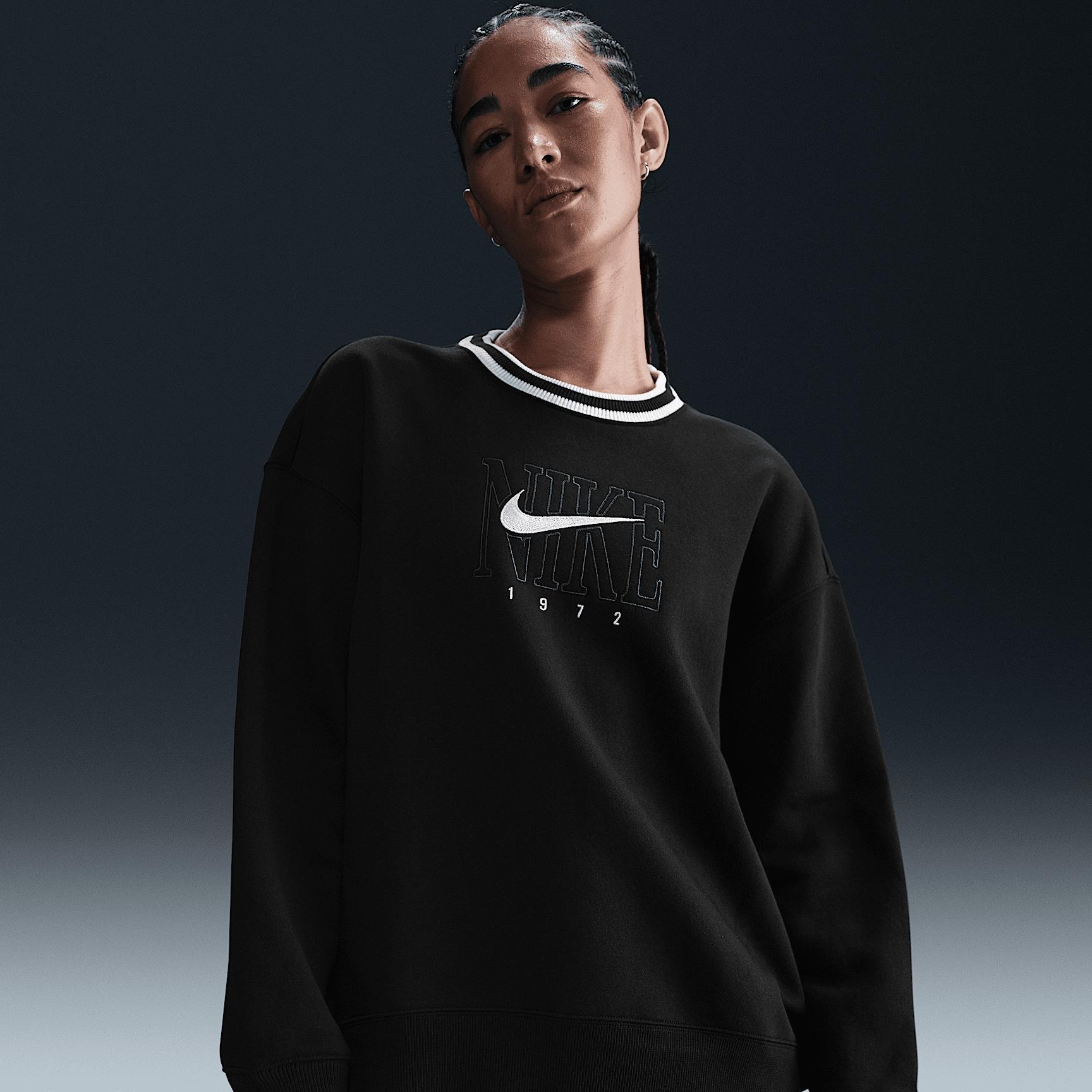 Nike Sportswear Phoenix Fleece Women's Oversized Graphic Crew-Neck Sweatshirt Product Image