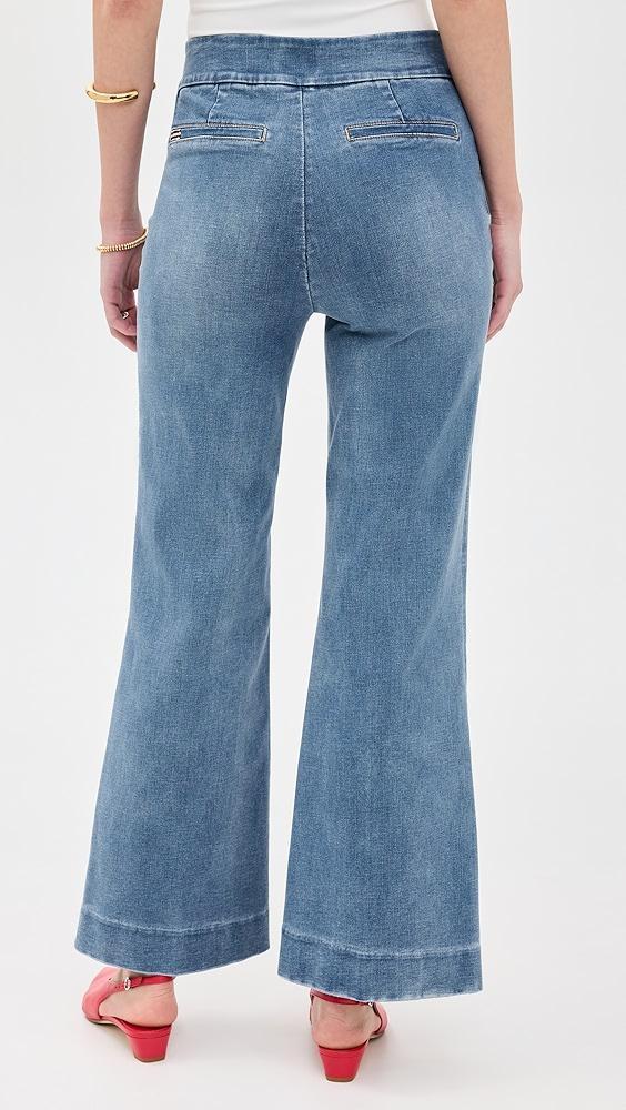 alice + olivia Quinn High Rise Cropped Bootcut Jeans | Shopbop Product Image