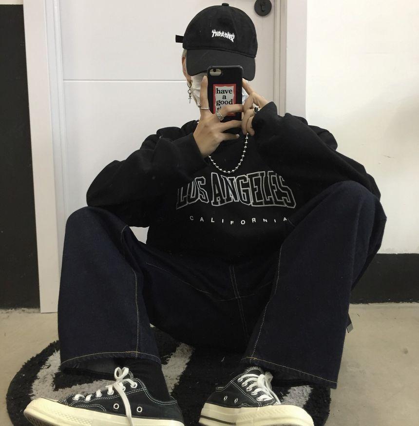 Lettering  Sweatshirt Product Image
