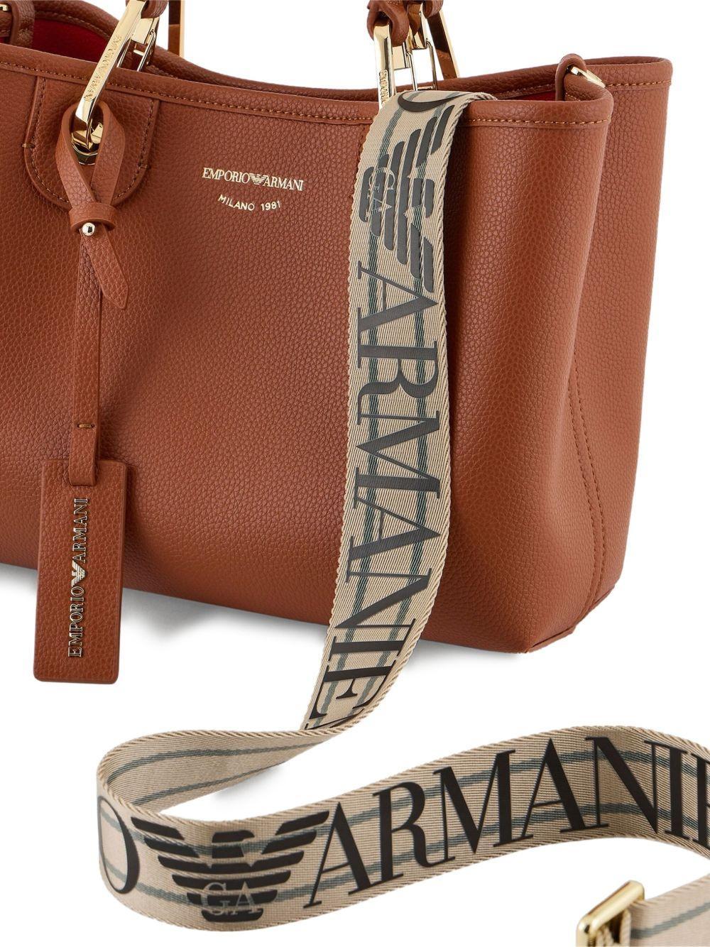 leather tote bag Product Image