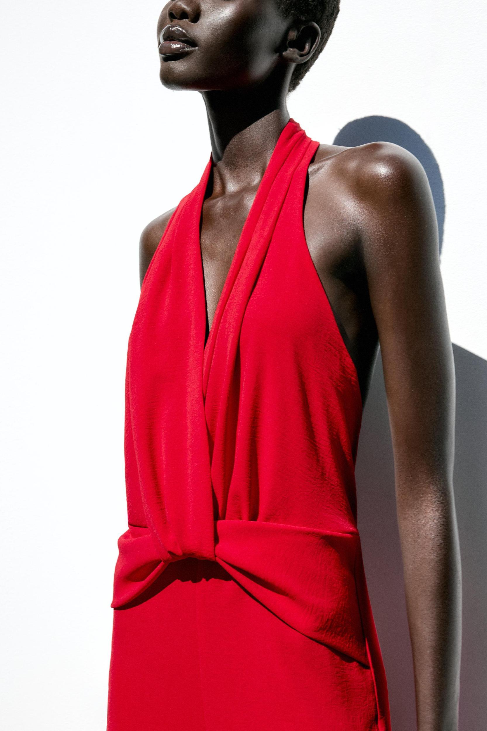 HALTER KNOT JUMPSUIT Product Image