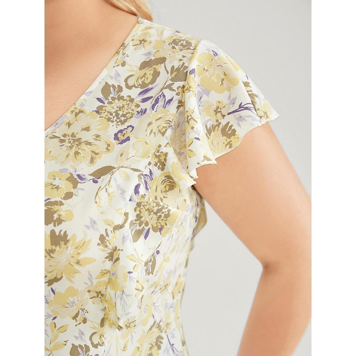 Plus Size White Floral Print V Neck Ruffle Trim Cap Sleeve Blouse Women Elegant Cap Sleeve V-neck Dailywear Blouses BloomChic 30/6X Product Image