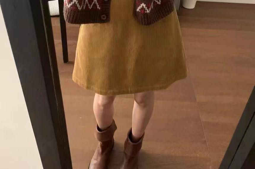 Round Neck Patterned Cropped Cardigan Product Image