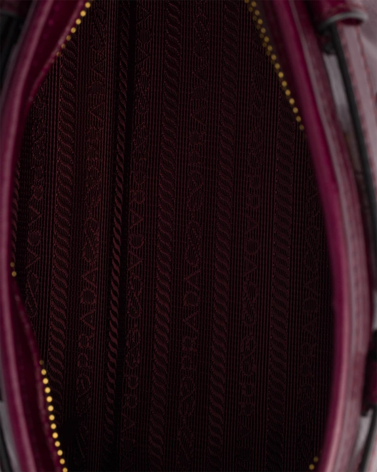 Small Lux Calf Leather Shoulder Bag Product Image