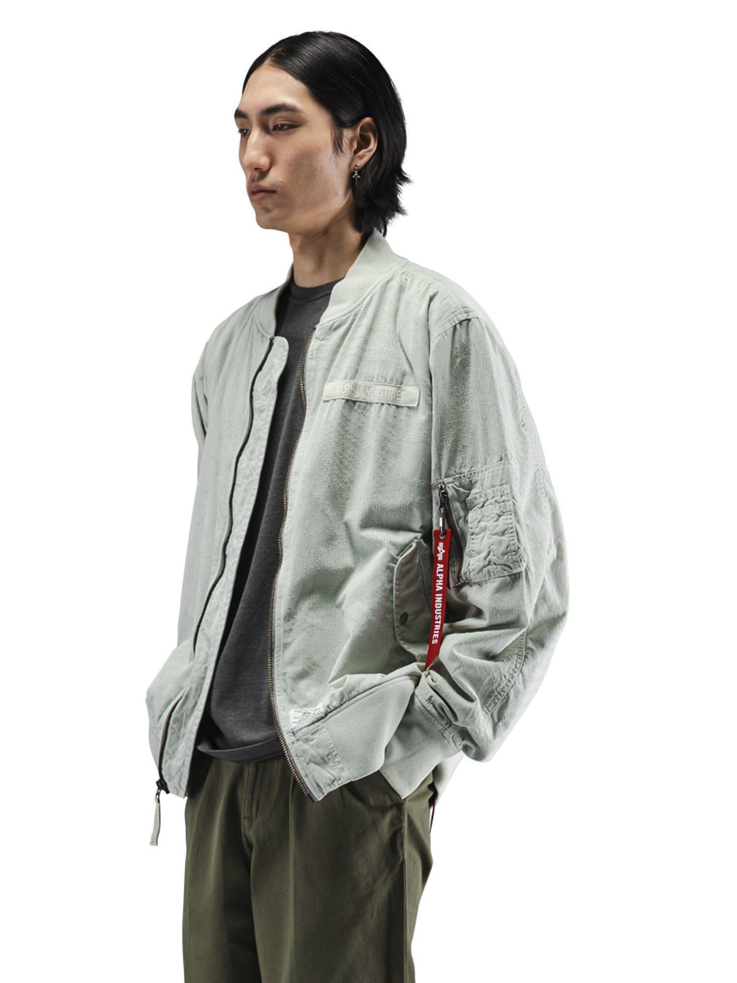 L-2B DOTTED CAMO FLIGHT JACKET Male Product Image