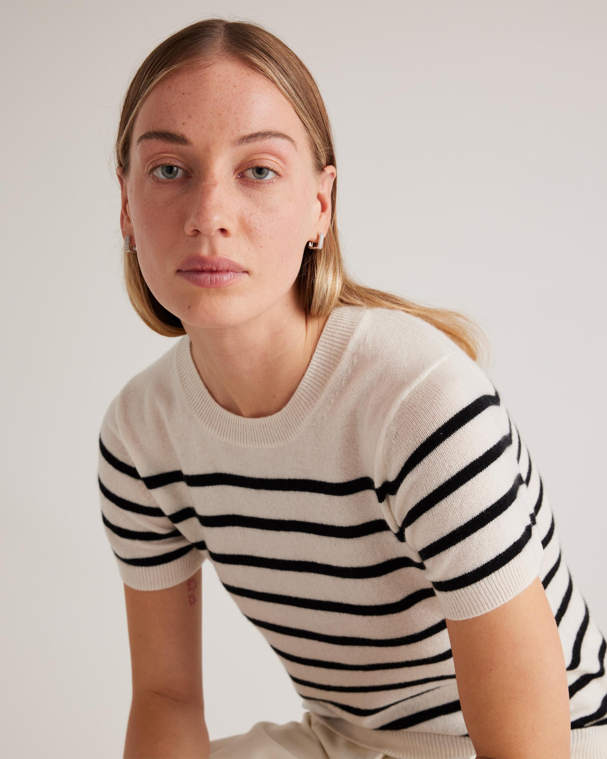 Quince | Women's Mongolian Cashmere T-Shirt Size XL Product Image