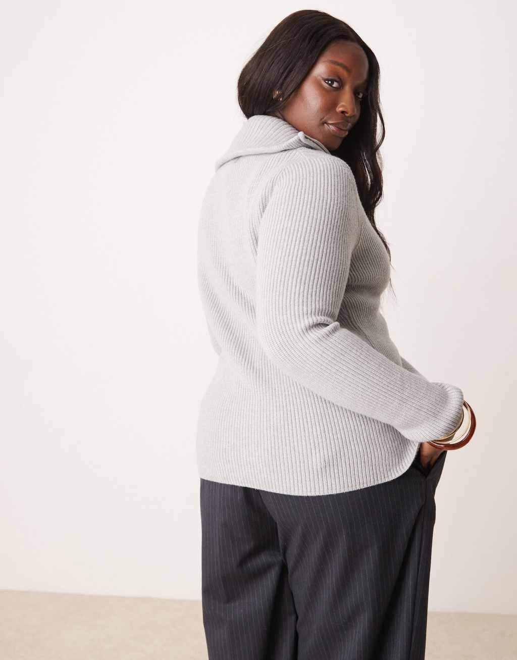 ASOS DESIGN Curve knitted zip through collar cardigan in mid gray Product Image