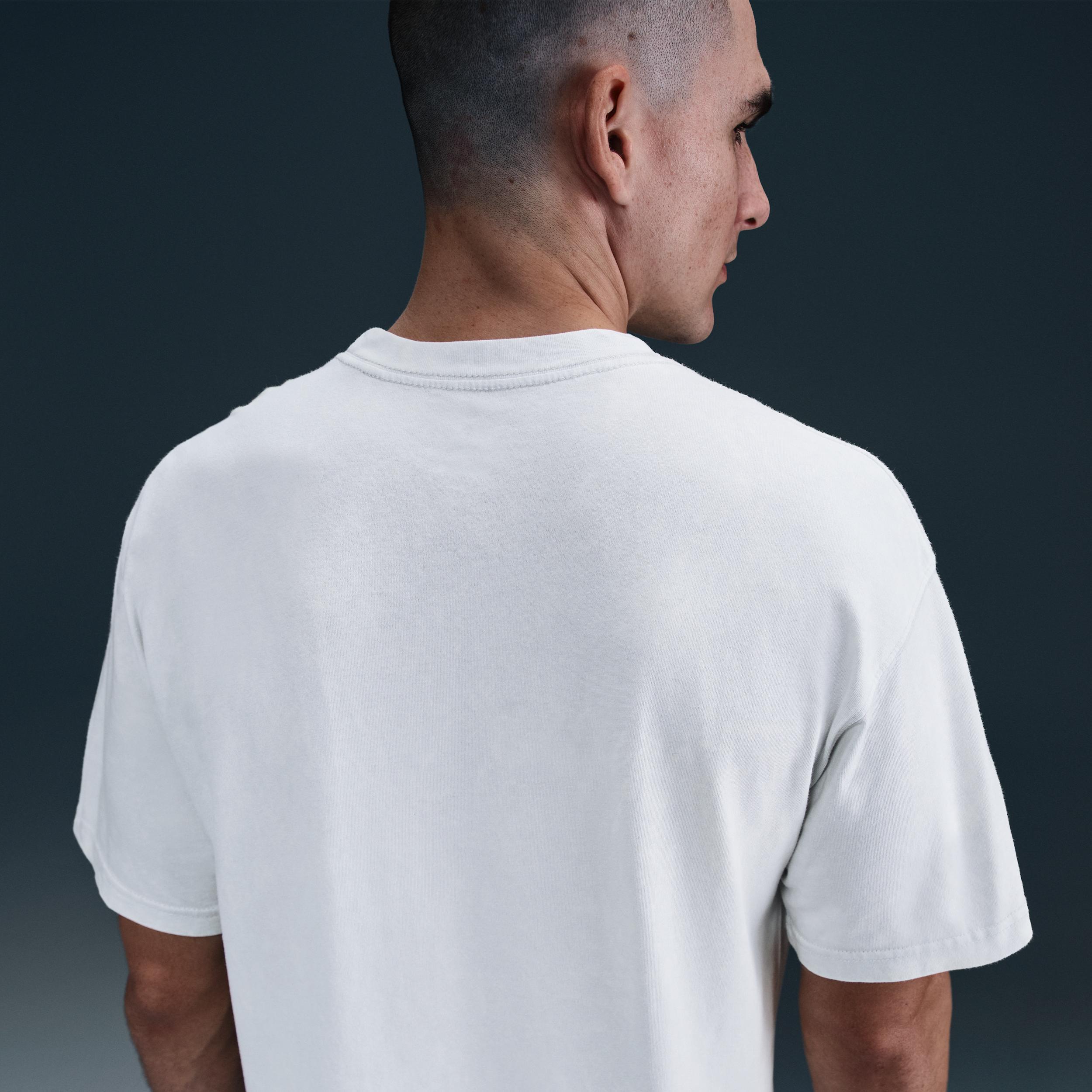 Nike Men's Max90 Basketball T-Shirt Product Image